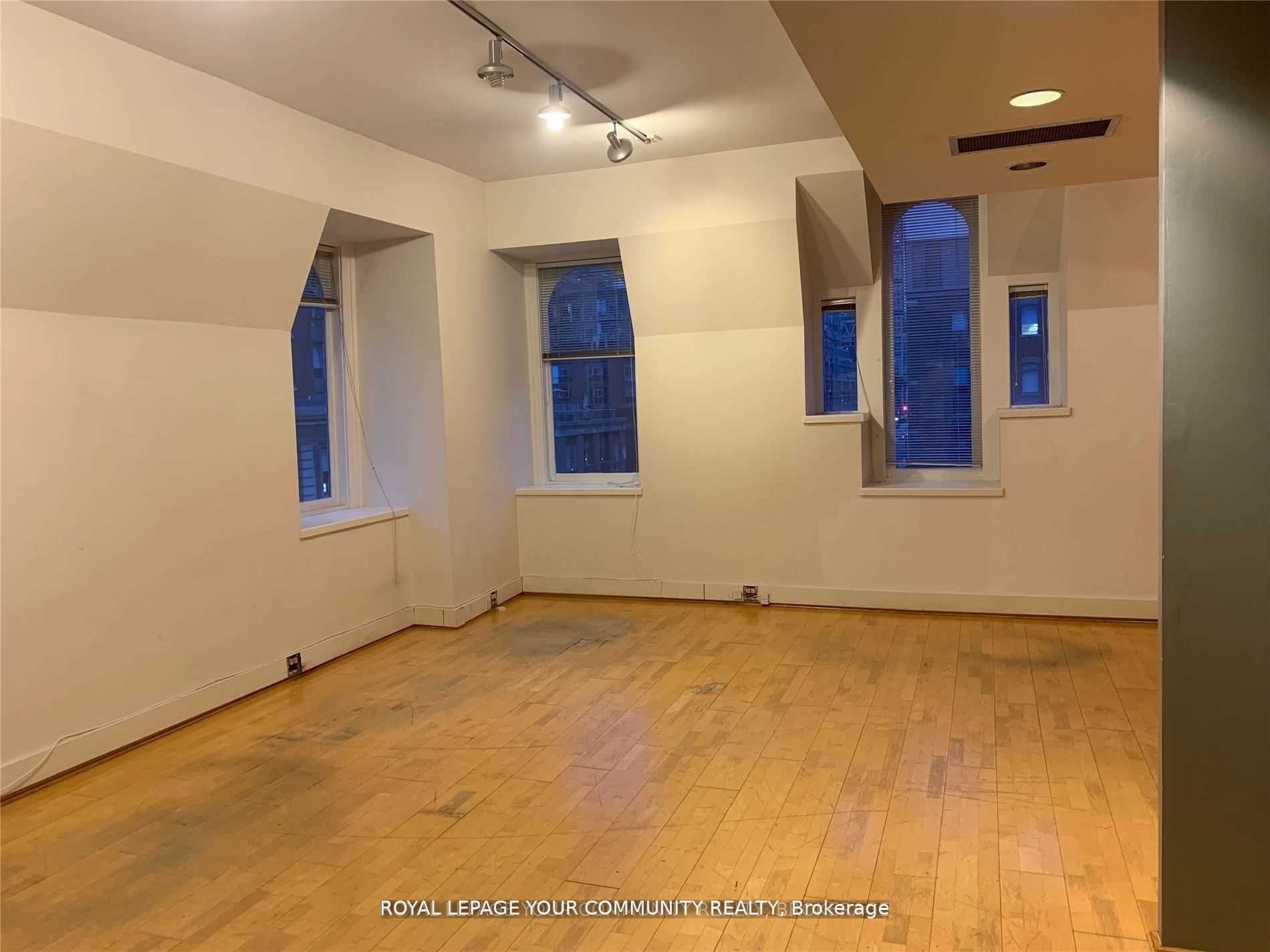 #4th Flr - 187 King Street Property Photo 4
