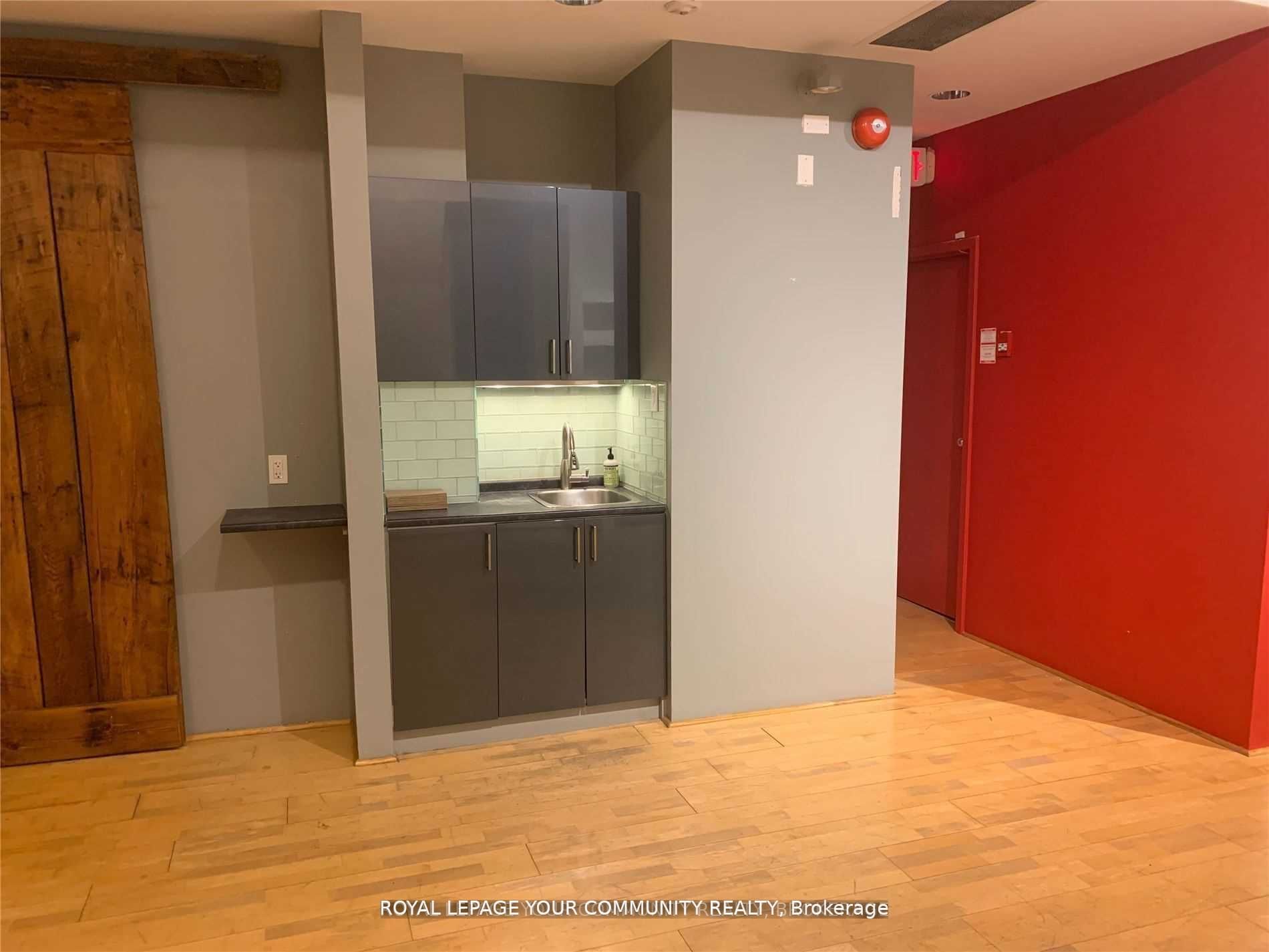 #4th Flr - 187 King Street Property Photo 12