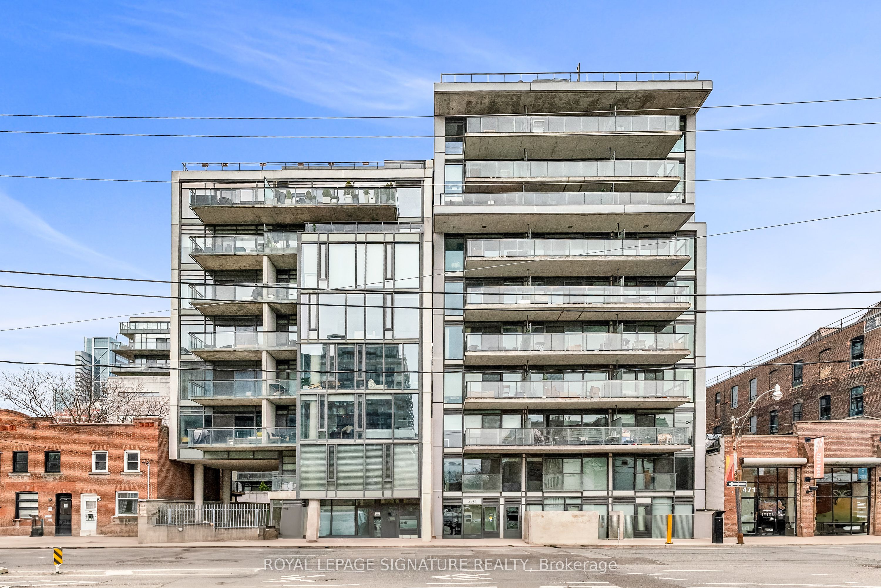 #916 - 461 Adelaide Street Property Photo 1