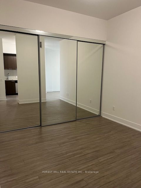 #301 - 310 Tweedsmuir Avenue Property Photo 11