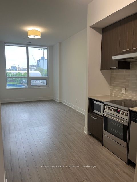 #301 - 310 Tweedsmuir Avenue Property Photo 15