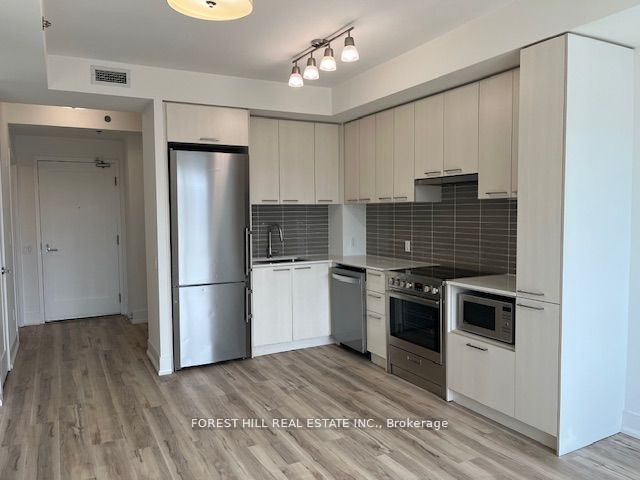 #411 - 310 Tweedsmuir Avenue Property Photo 9