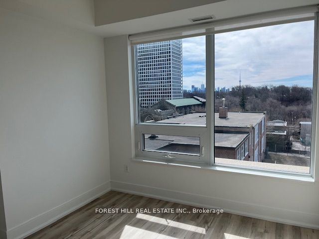 #411 - 310 Tweedsmuir Avenue Property Photo 18