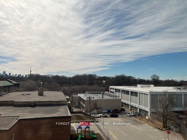 #411 - 310 Tweedsmuir Avenue Property Photo 21