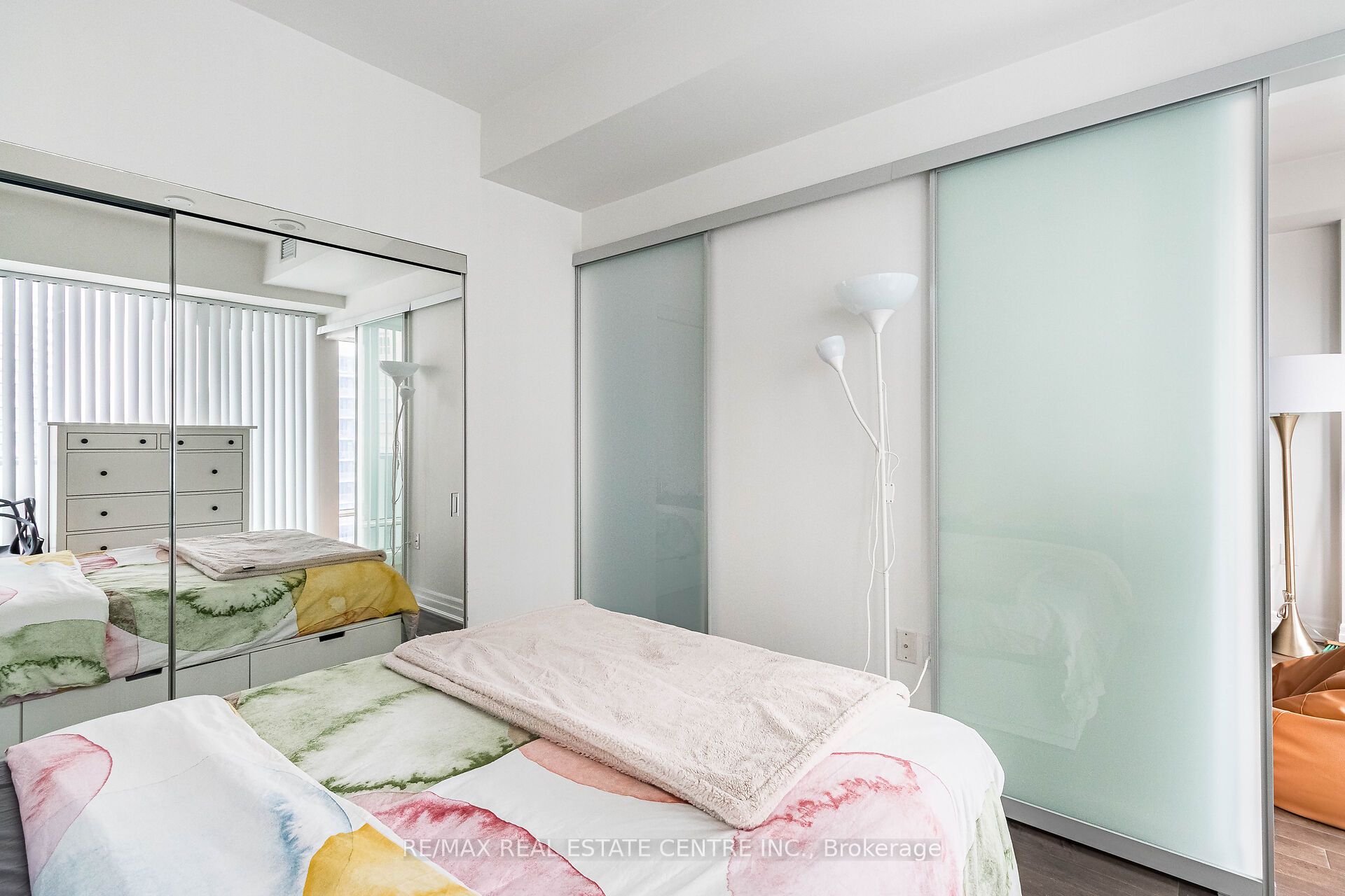 8 The Esplanade N/a 1610 Property Photo 16