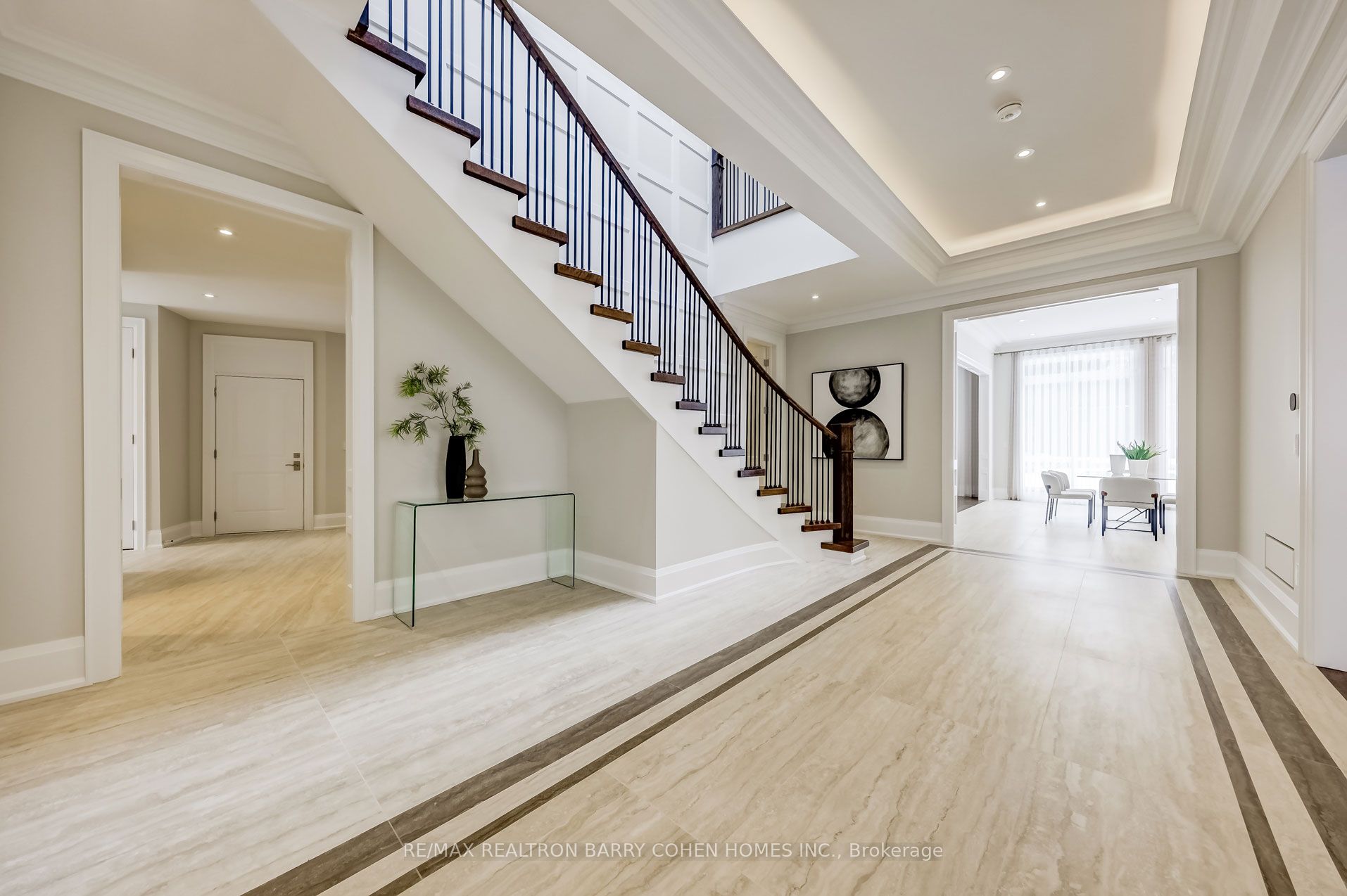 189 Old Yonge Street Property Photo 12