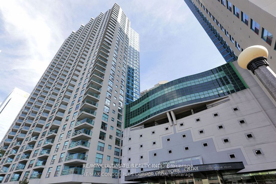 #601 - 77 Harbour Square Property Photo 1