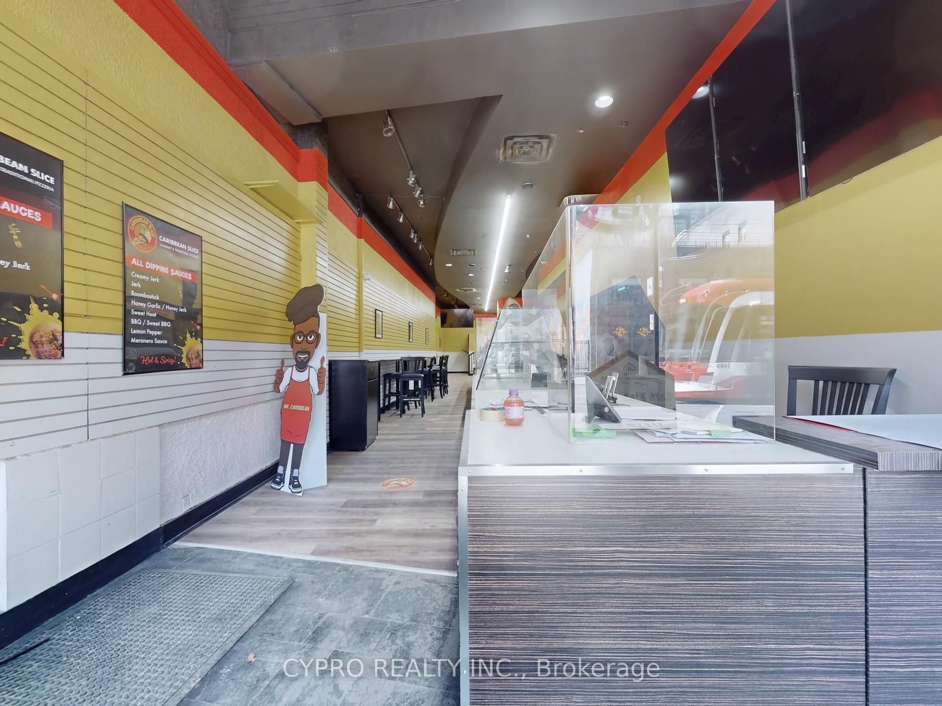 230 Queen Street Property Photo 5