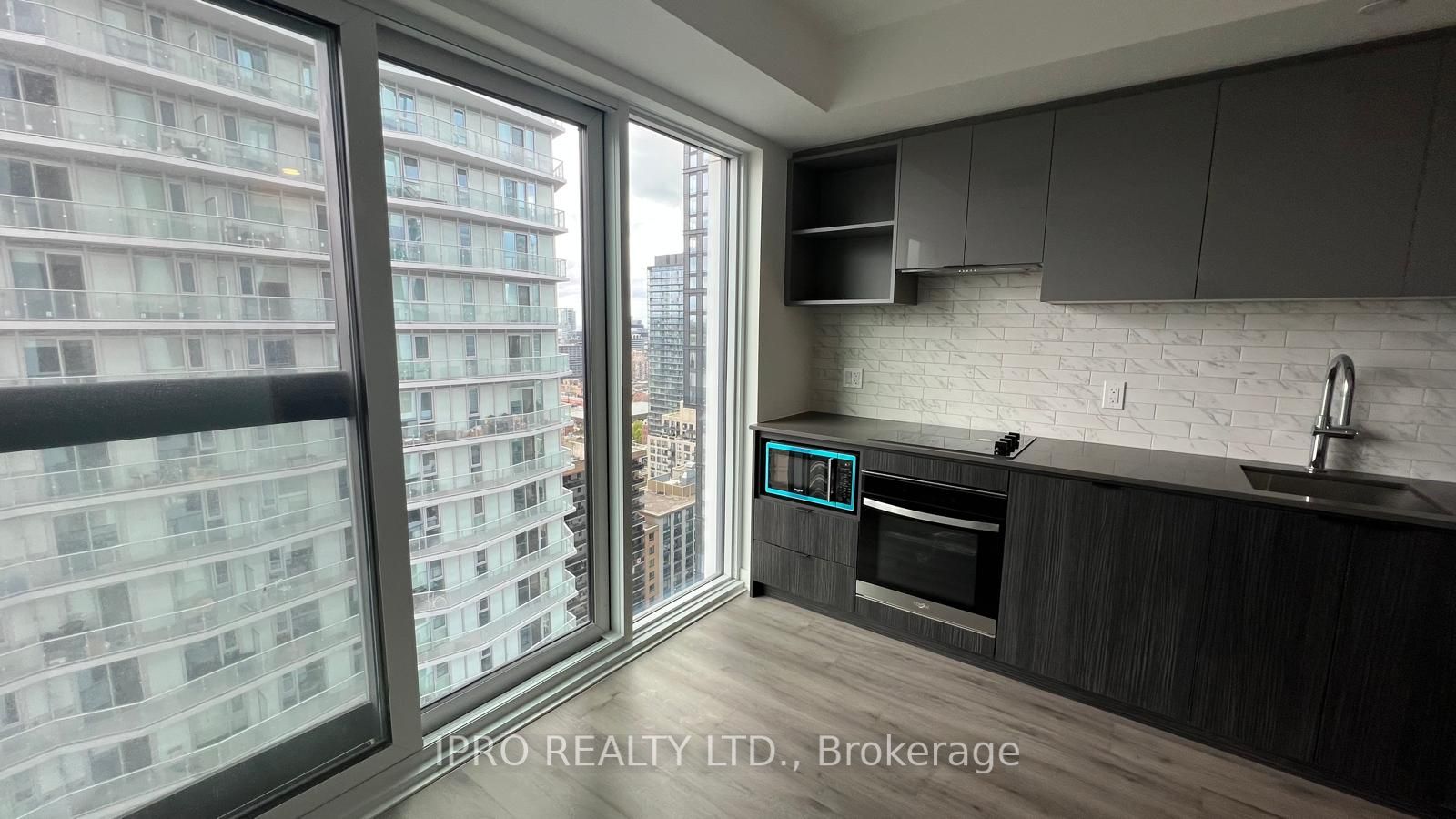 #2607 - 252 Church Street Property Photo 13