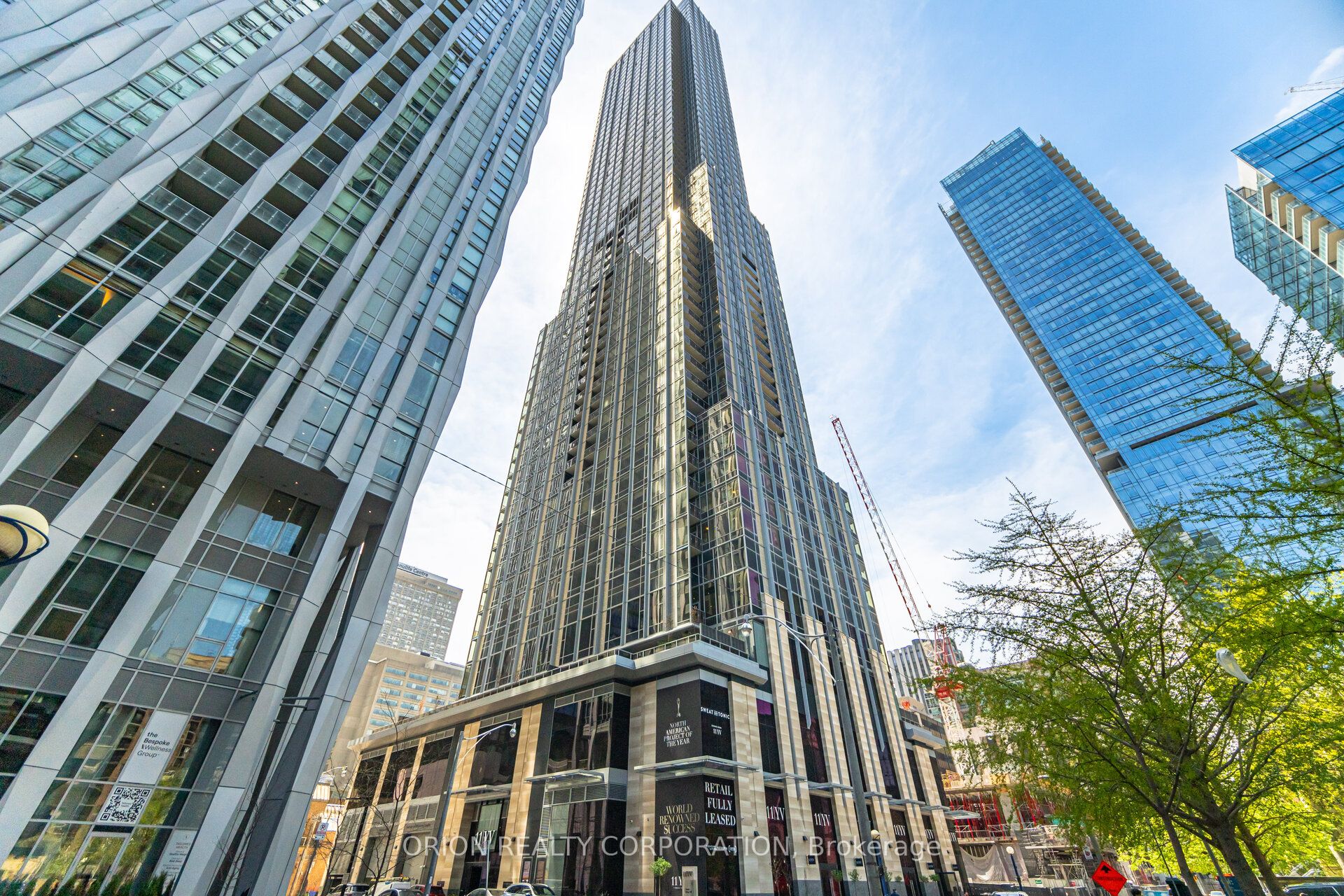#3204 - 11 Yorkville Avenue Property Photo 1