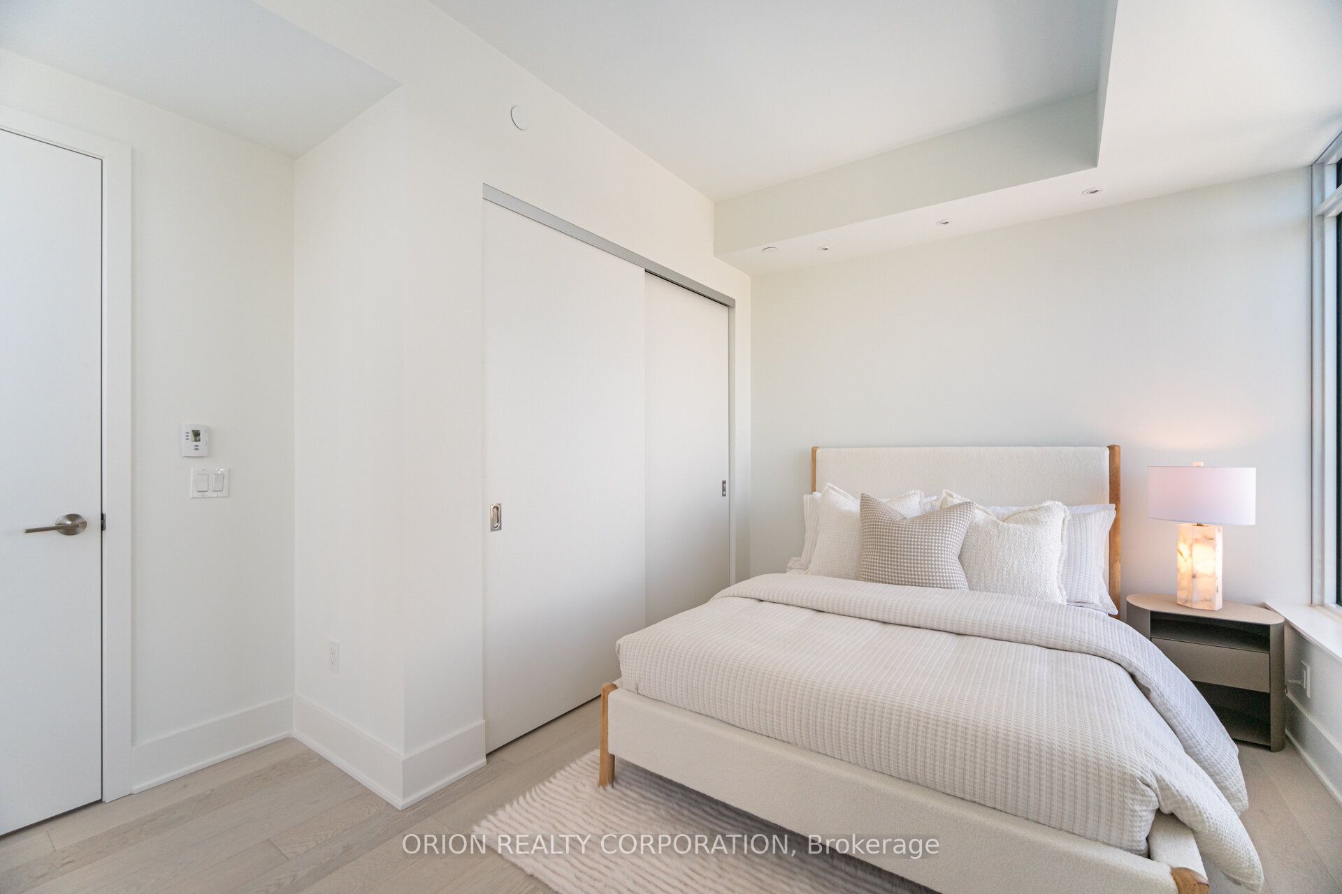 #3204 - 11 Yorkville Avenue Property Photo 26