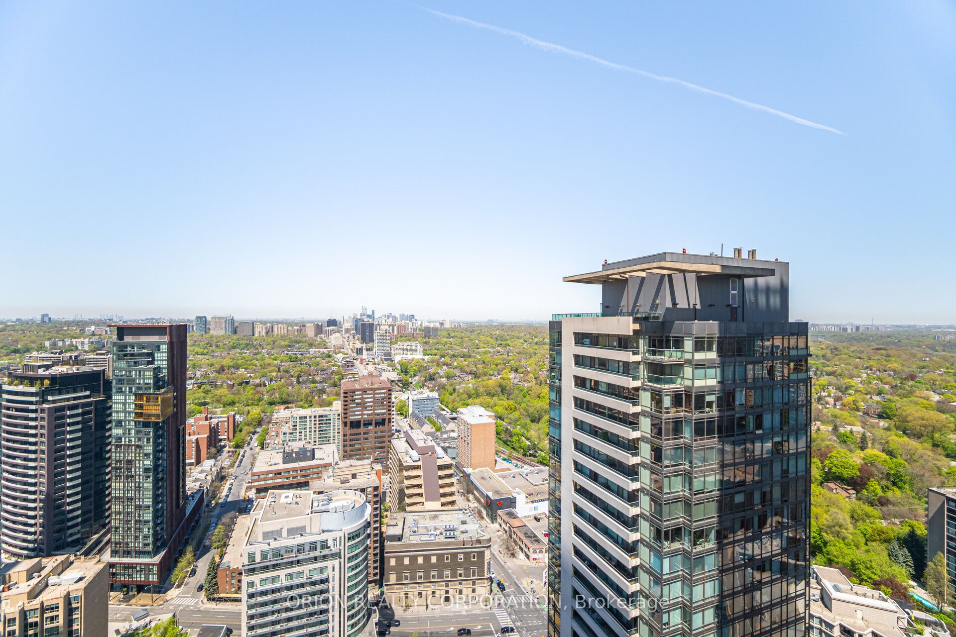 #3204 - 11 Yorkville Avenue Property Photo 32