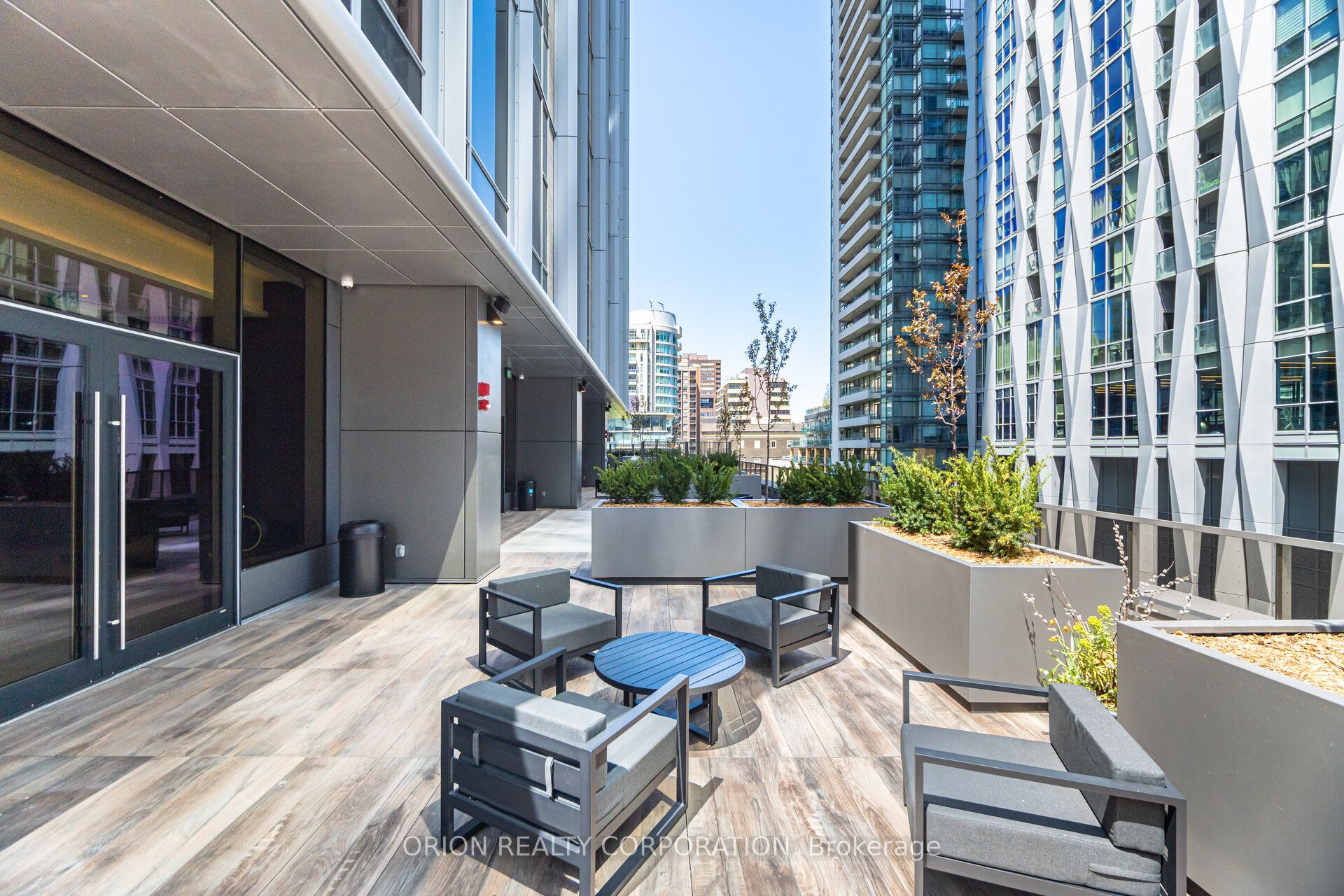 #3204 - 11 Yorkville Avenue Property Photo 44