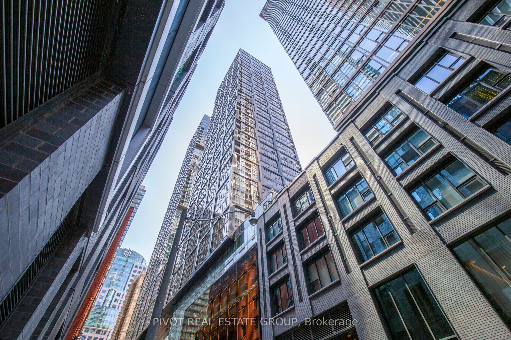 #3912 - 35 Mercer Street Property Photo 1