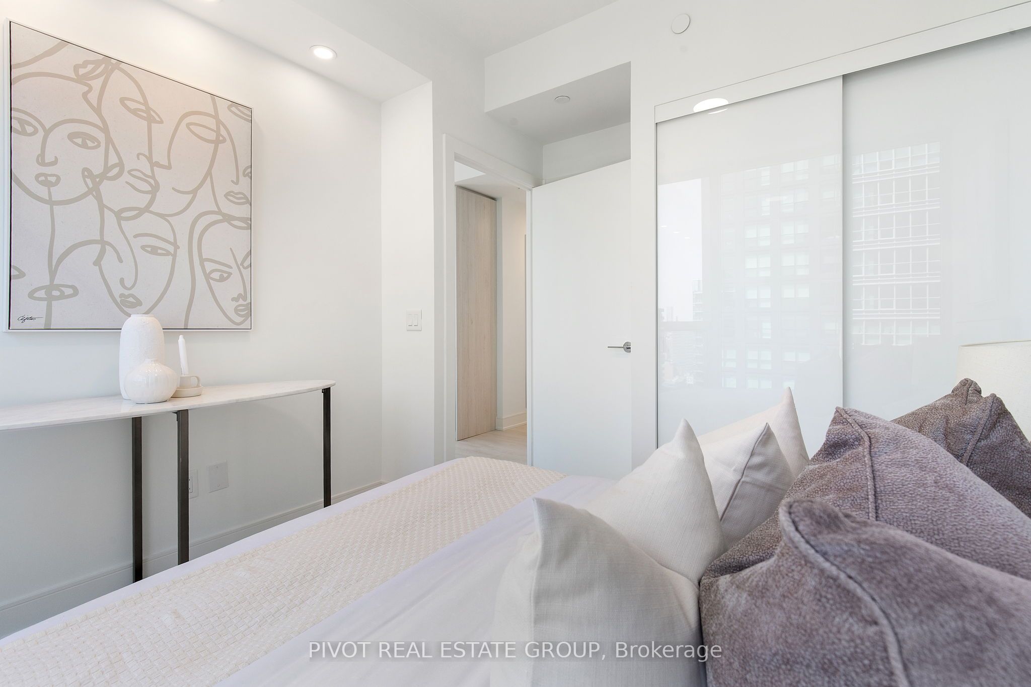 #3912 - 35 Mercer Street Property Photo 12