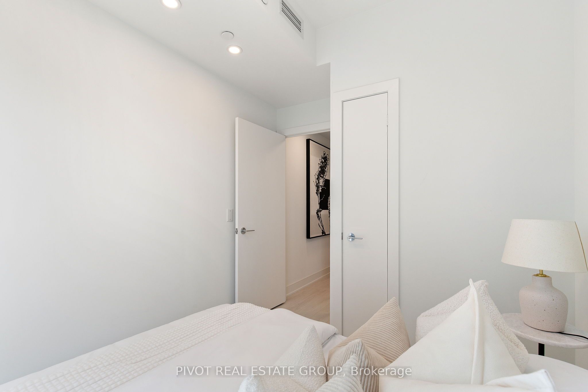 #3912 - 35 Mercer Street Property Photo 14