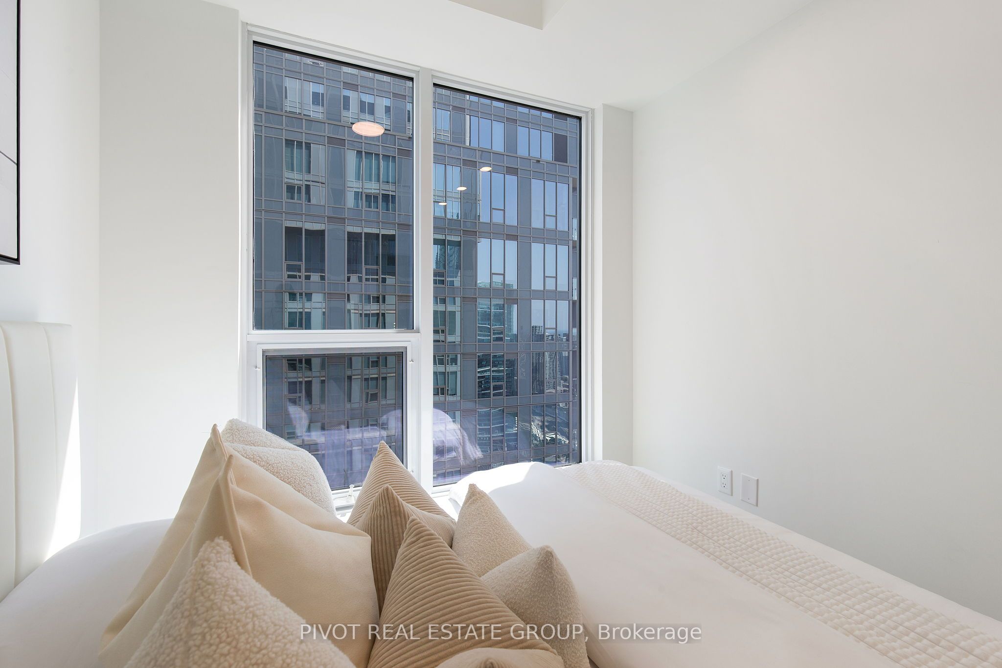 #3912 - 35 Mercer Street Property Photo 16