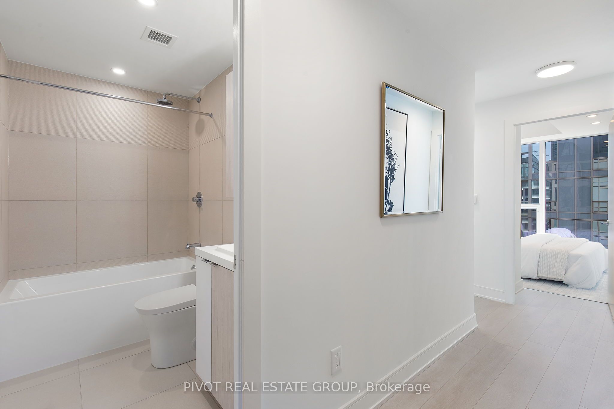 #3912 - 35 Mercer Street Property Photo 17