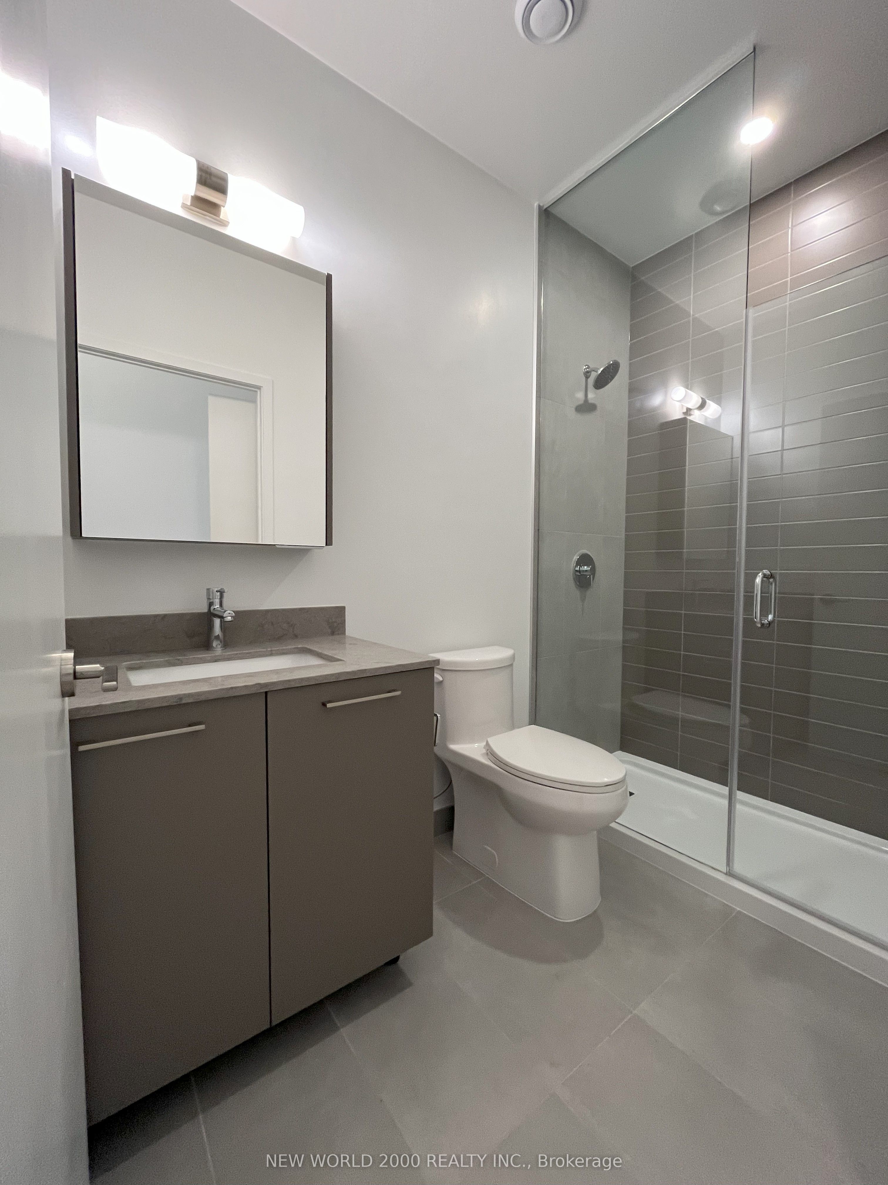 #510 - 101 Roehampton Avenue Property Photo 14