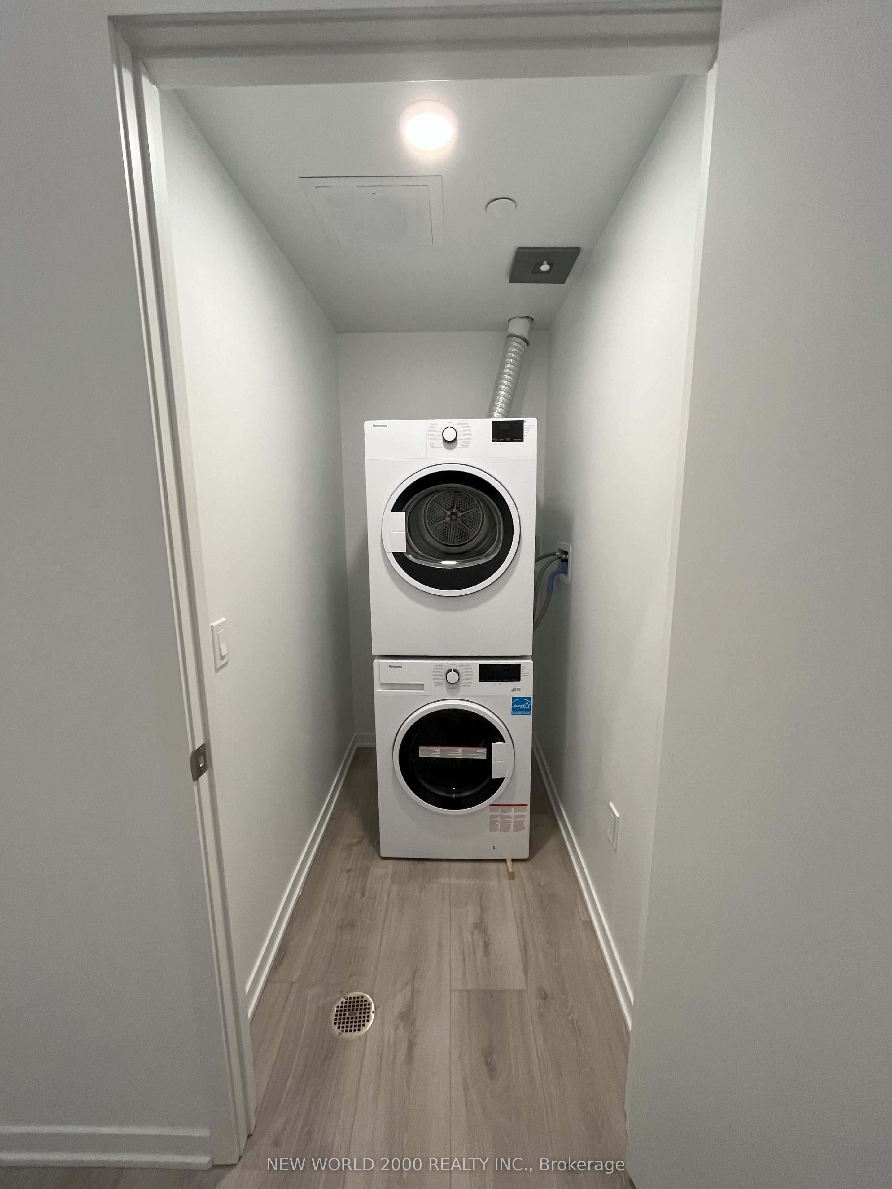 #510 - 101 Roehampton Avenue Property Photo 20
