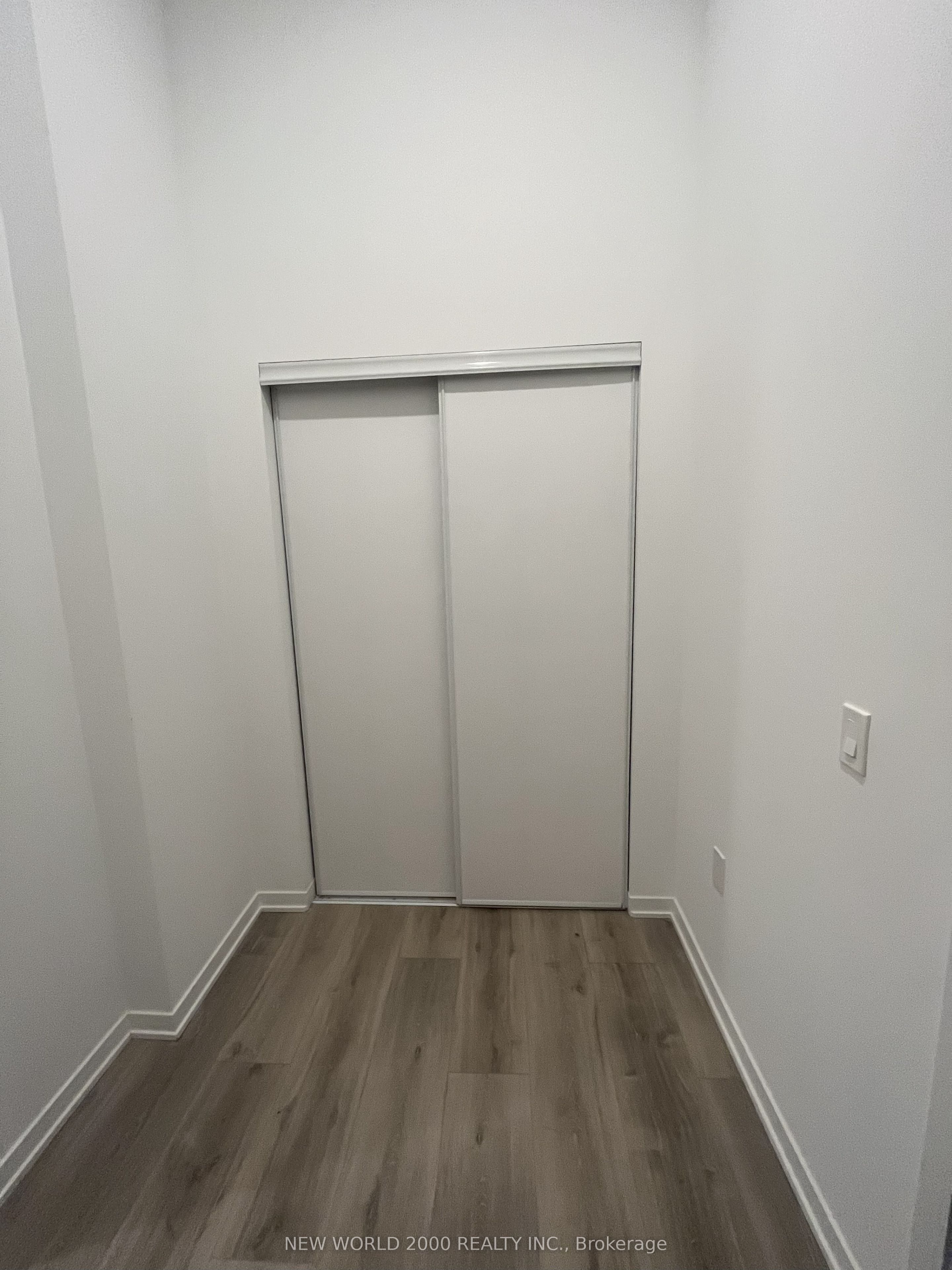 #510 - 101 Roehampton Avenue Property Photo 22