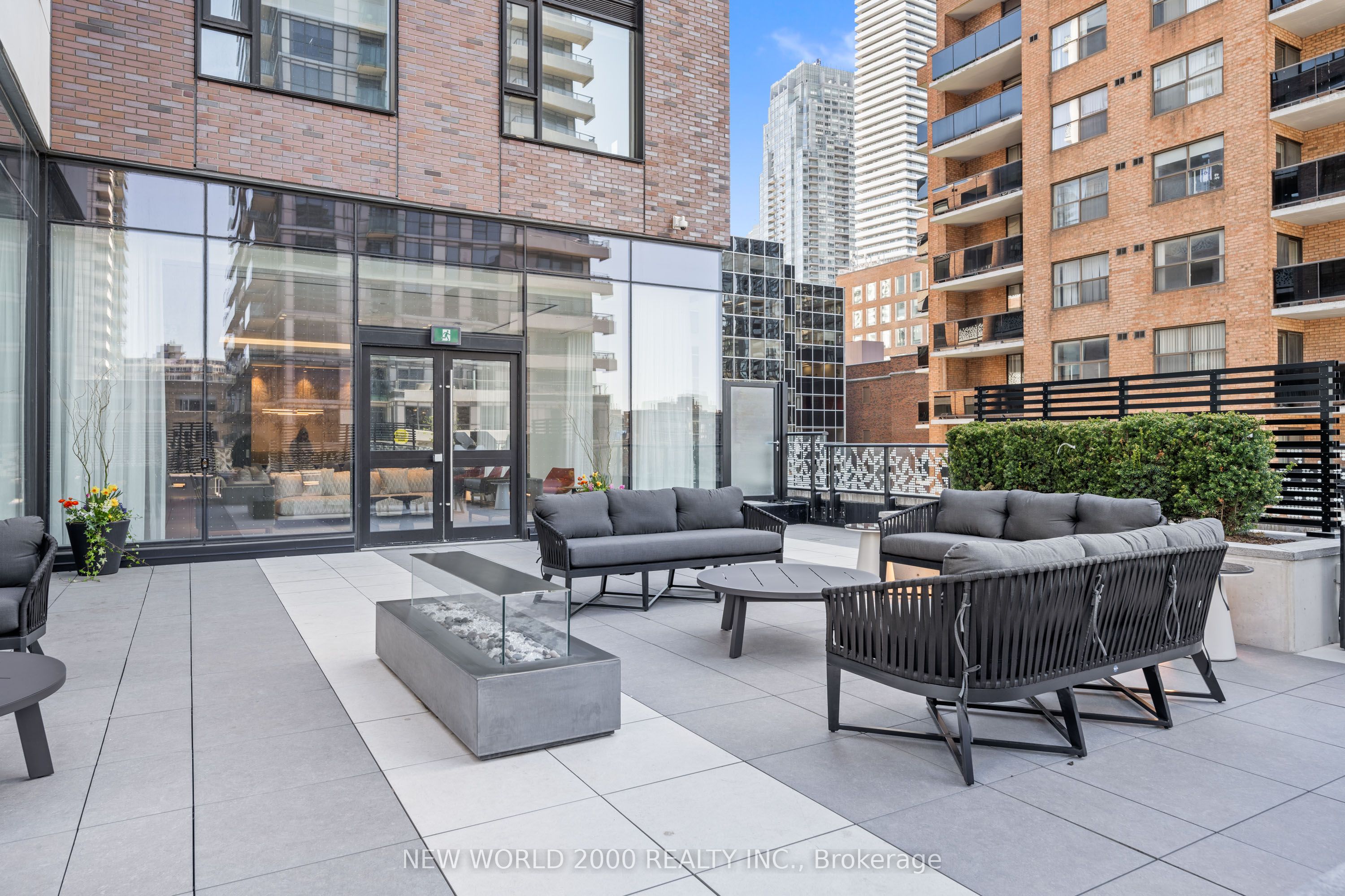 #510 - 101 Roehampton Avenue Property Photo 31