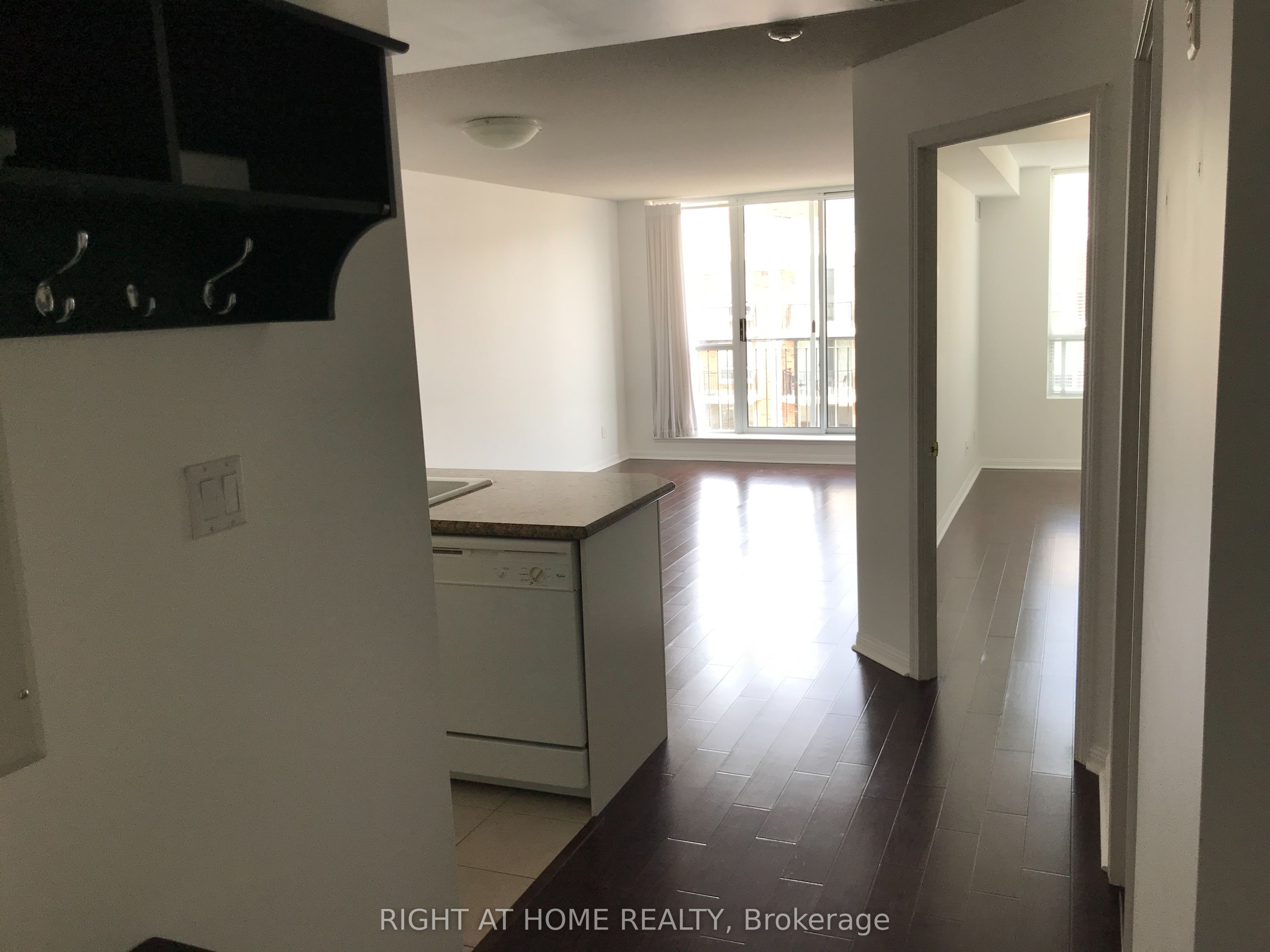 #ph1 - 3130 Yonge Street Property Photo 6