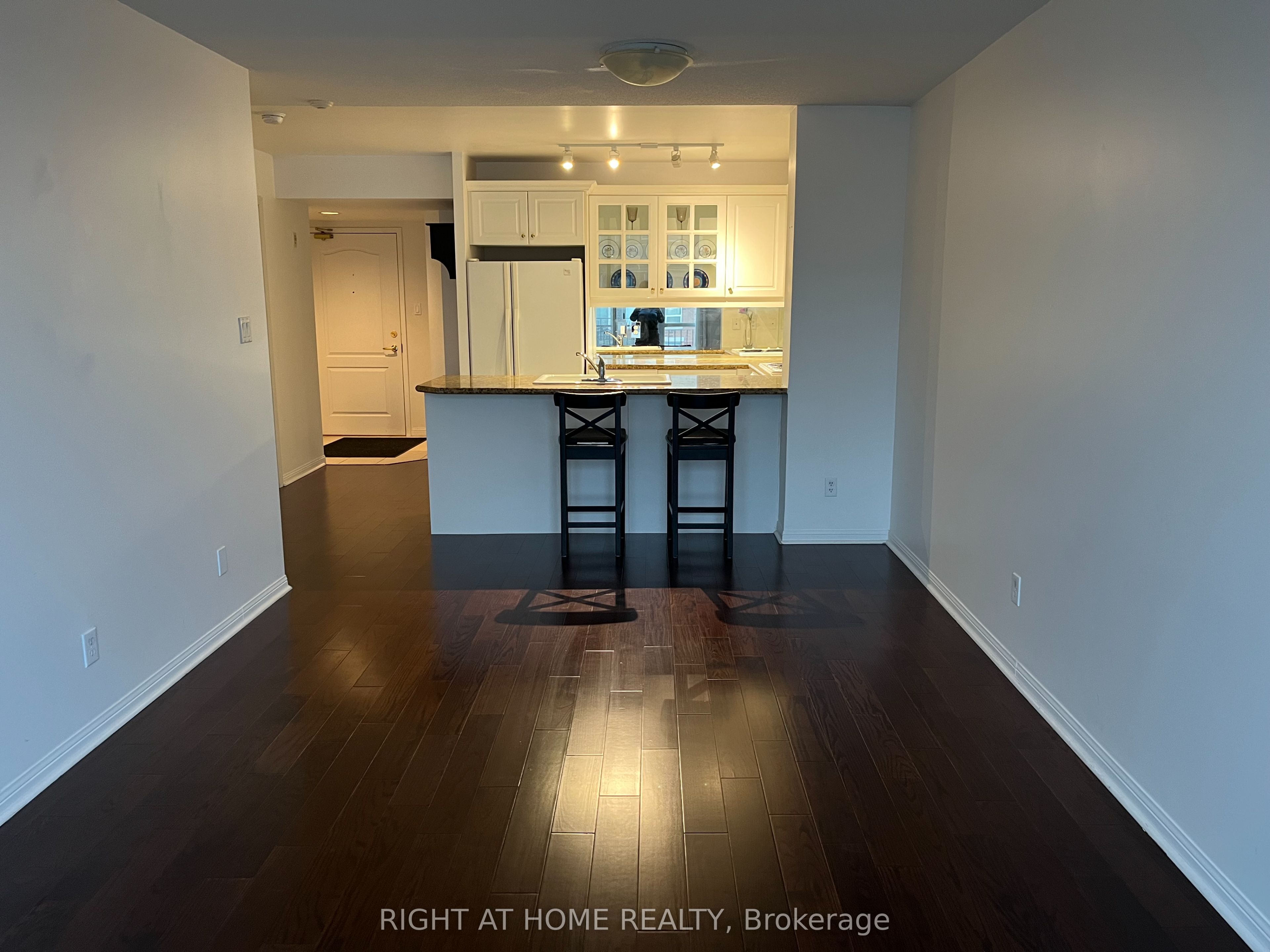 #ph1 - 3130 Yonge Street Property Photo 17