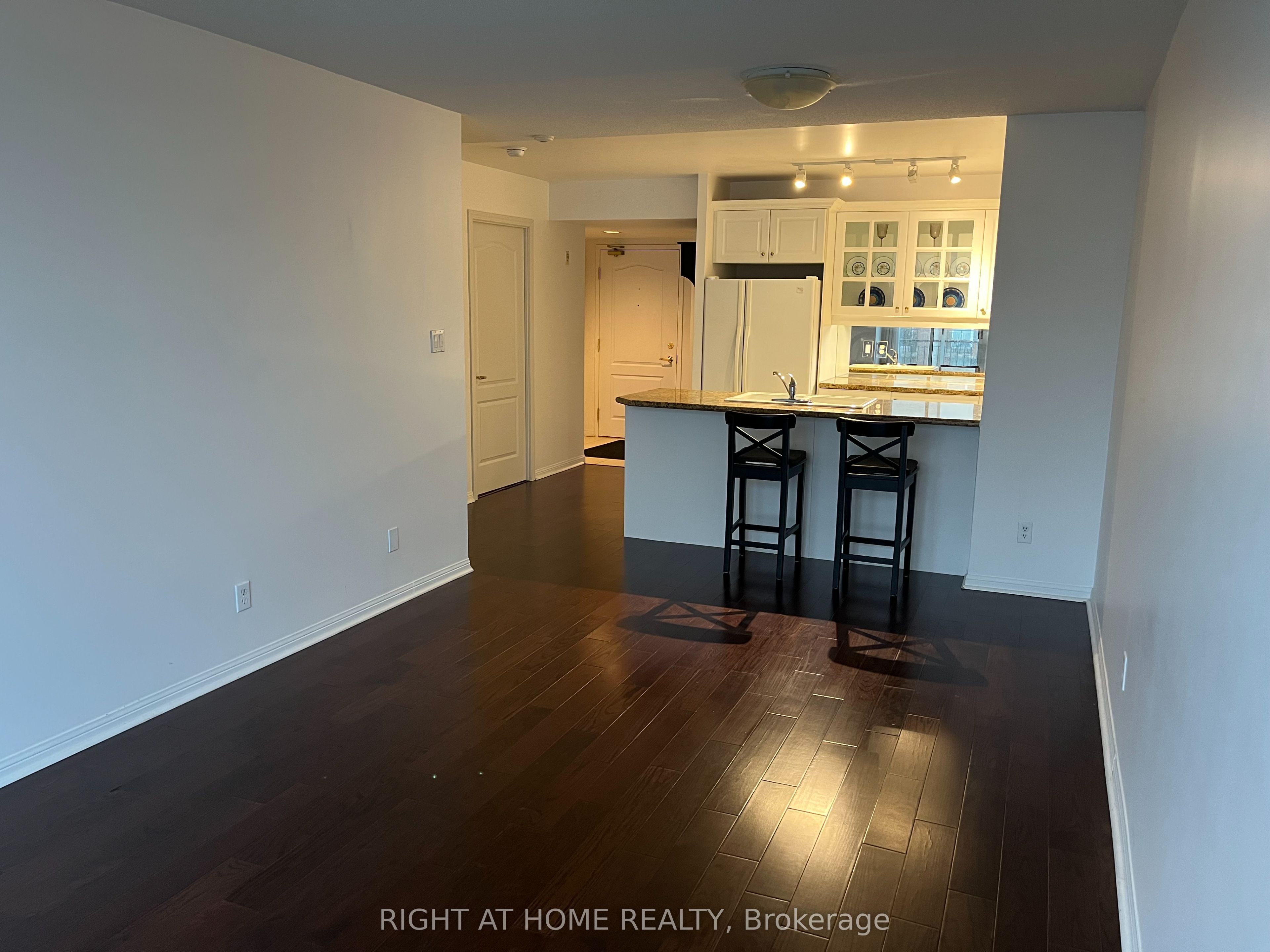#ph1 - 3130 Yonge Street Property Photo 18