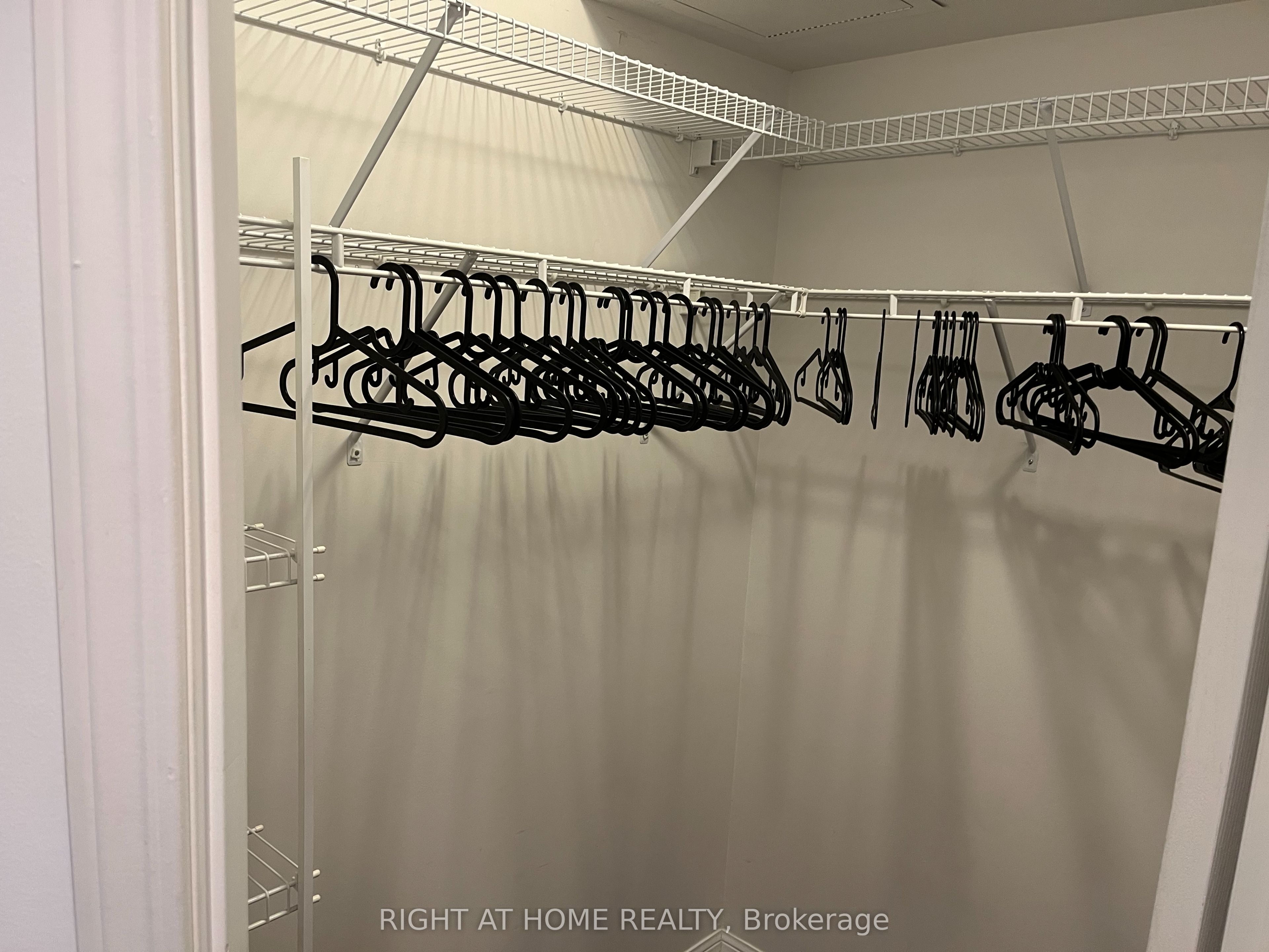 #ph1 - 3130 Yonge Street Property Photo 23