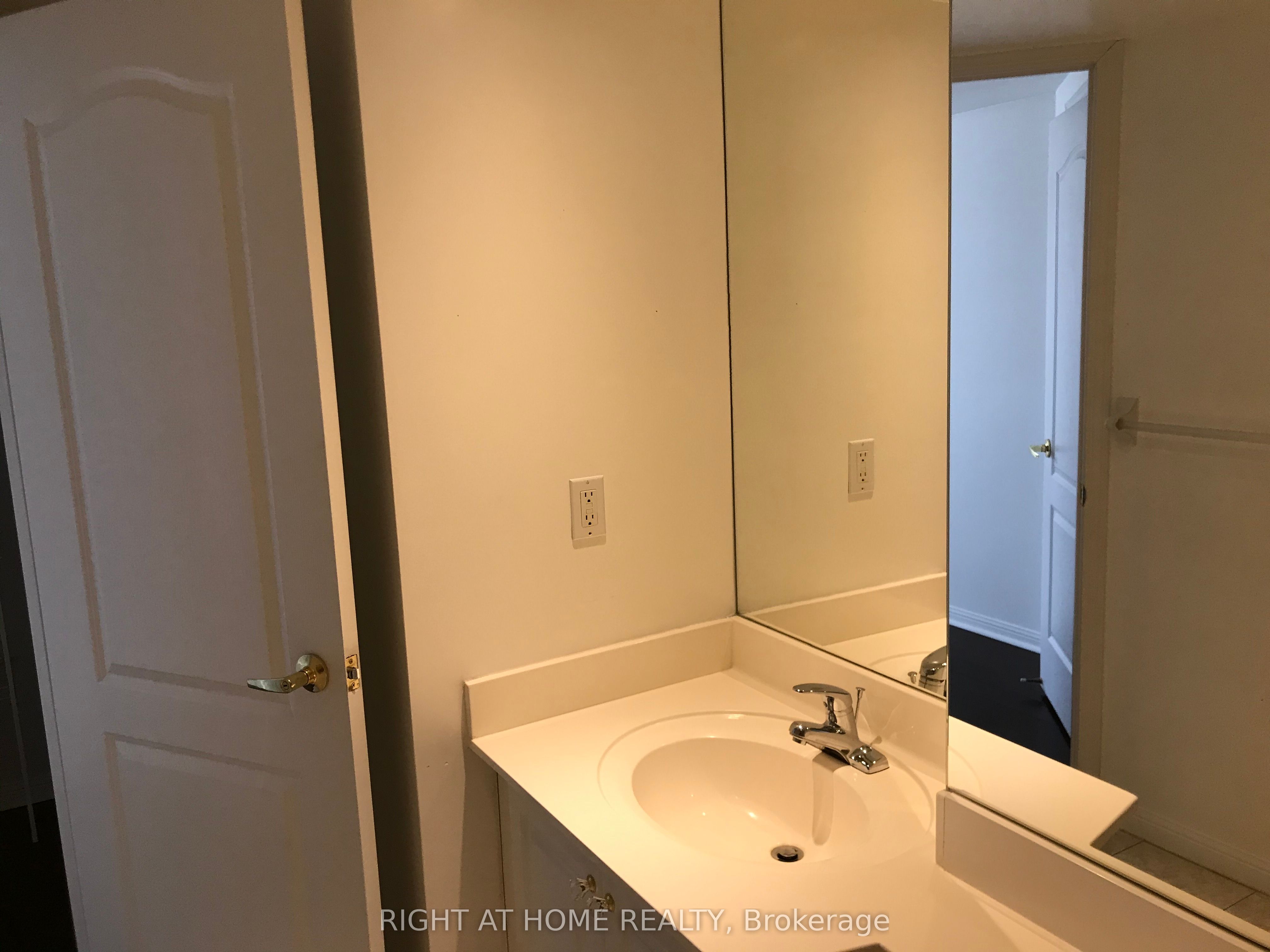 #ph1 - 3130 Yonge Street Property Photo 25