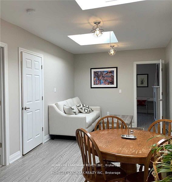 2615 Yonge Street Property Photo 5