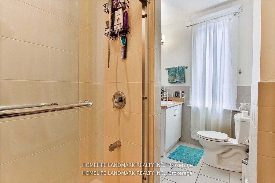 2607 Yonge Street Property Photo 16