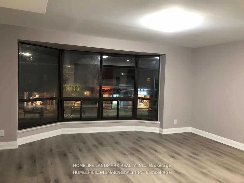 2651 Yonge Street Property Photo 7