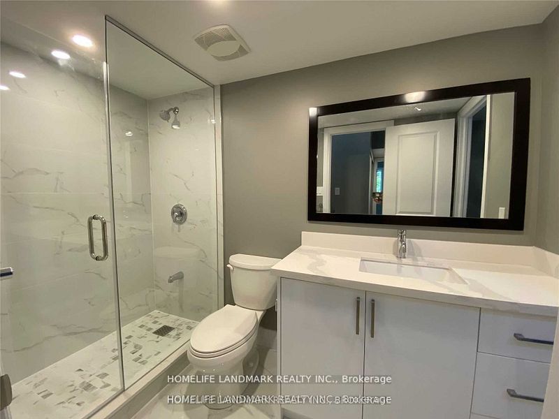 2651 Yonge Street Property Photo 8