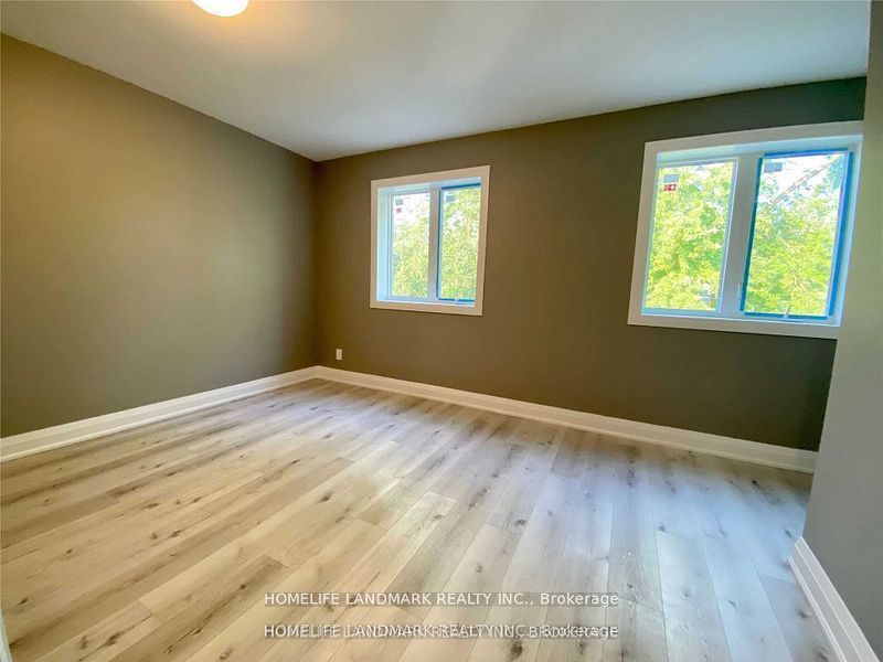 2651 Yonge Street Property Photo 9
