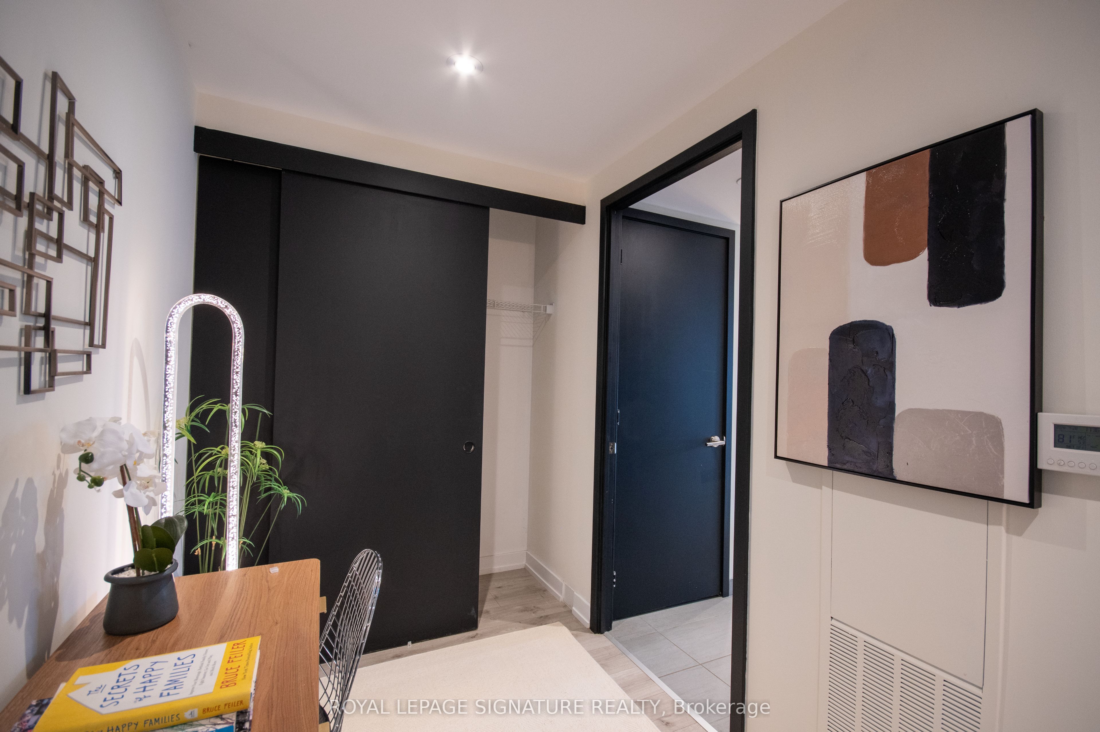 161 Roehampton Avenue 605 Property Photo 18