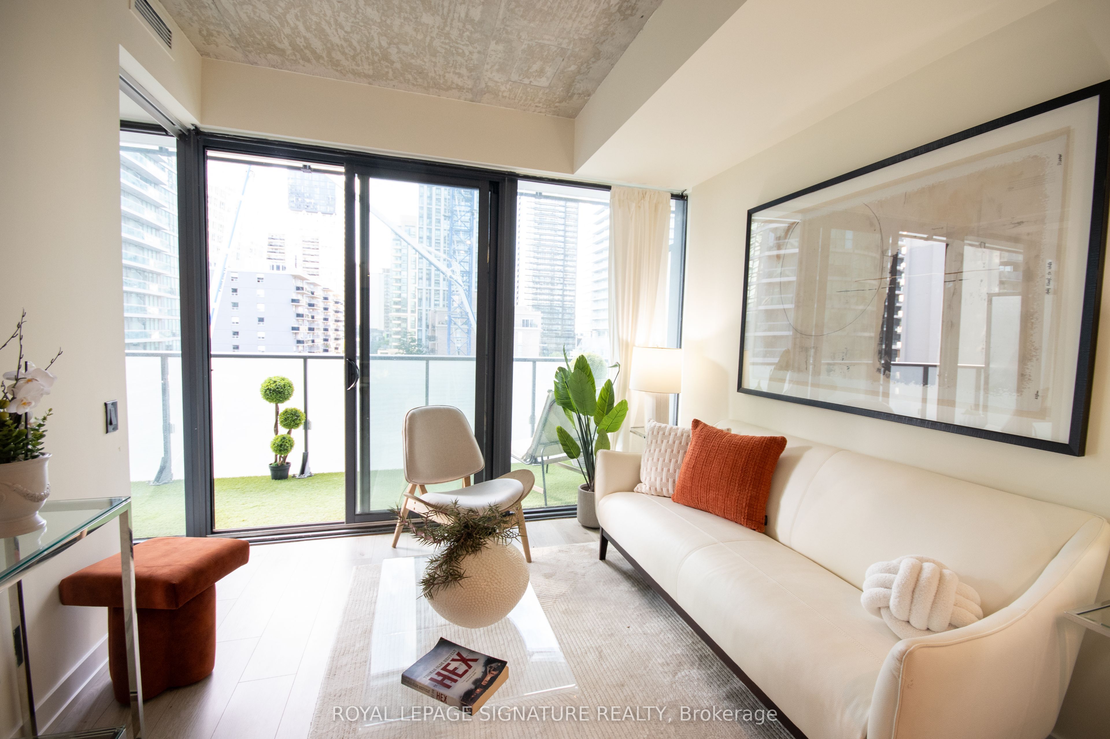 161 Roehampton Avenue 605 Property Photo 21