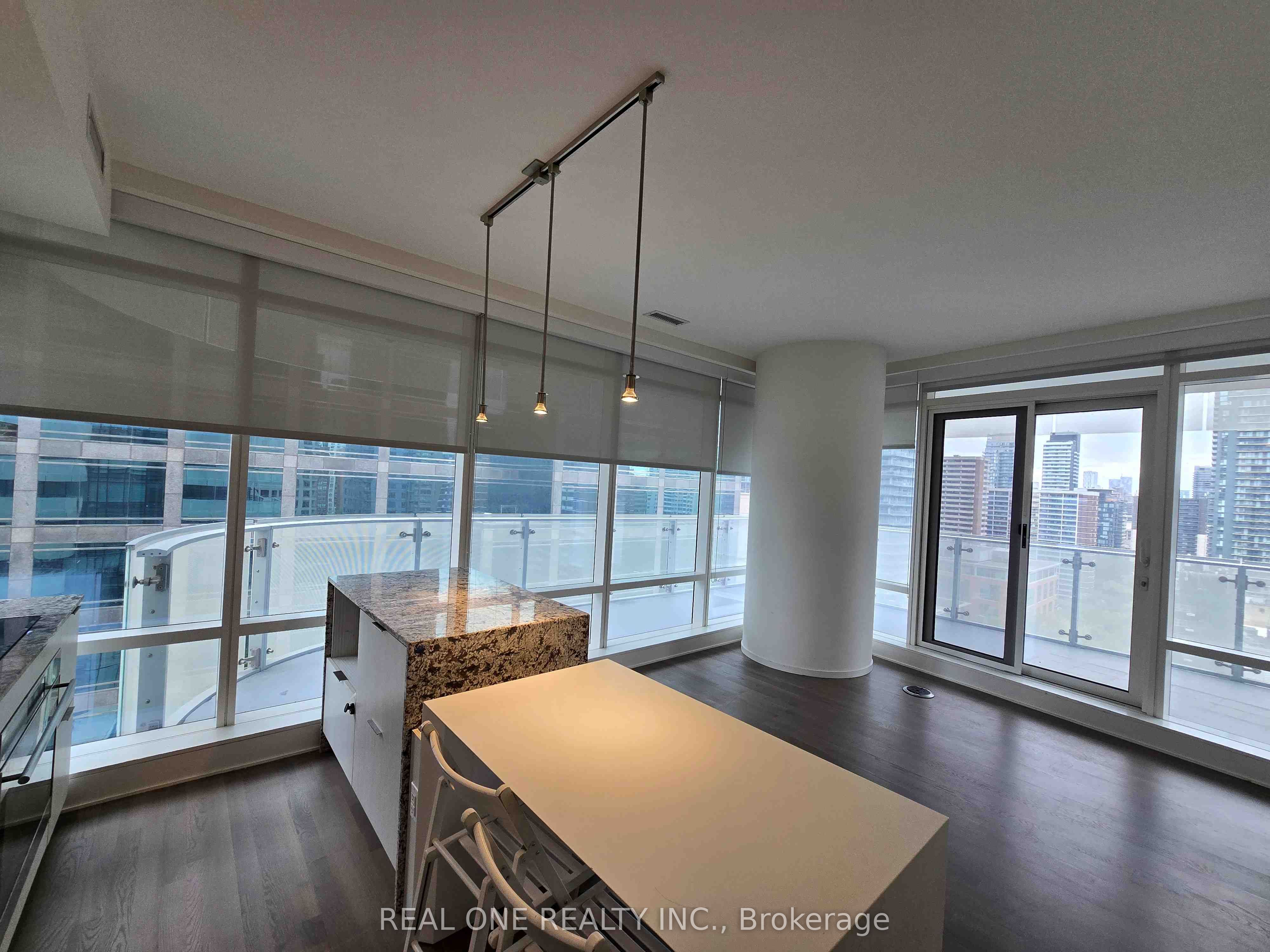 #1204 - 1 Bloor Street Property Photo 2
