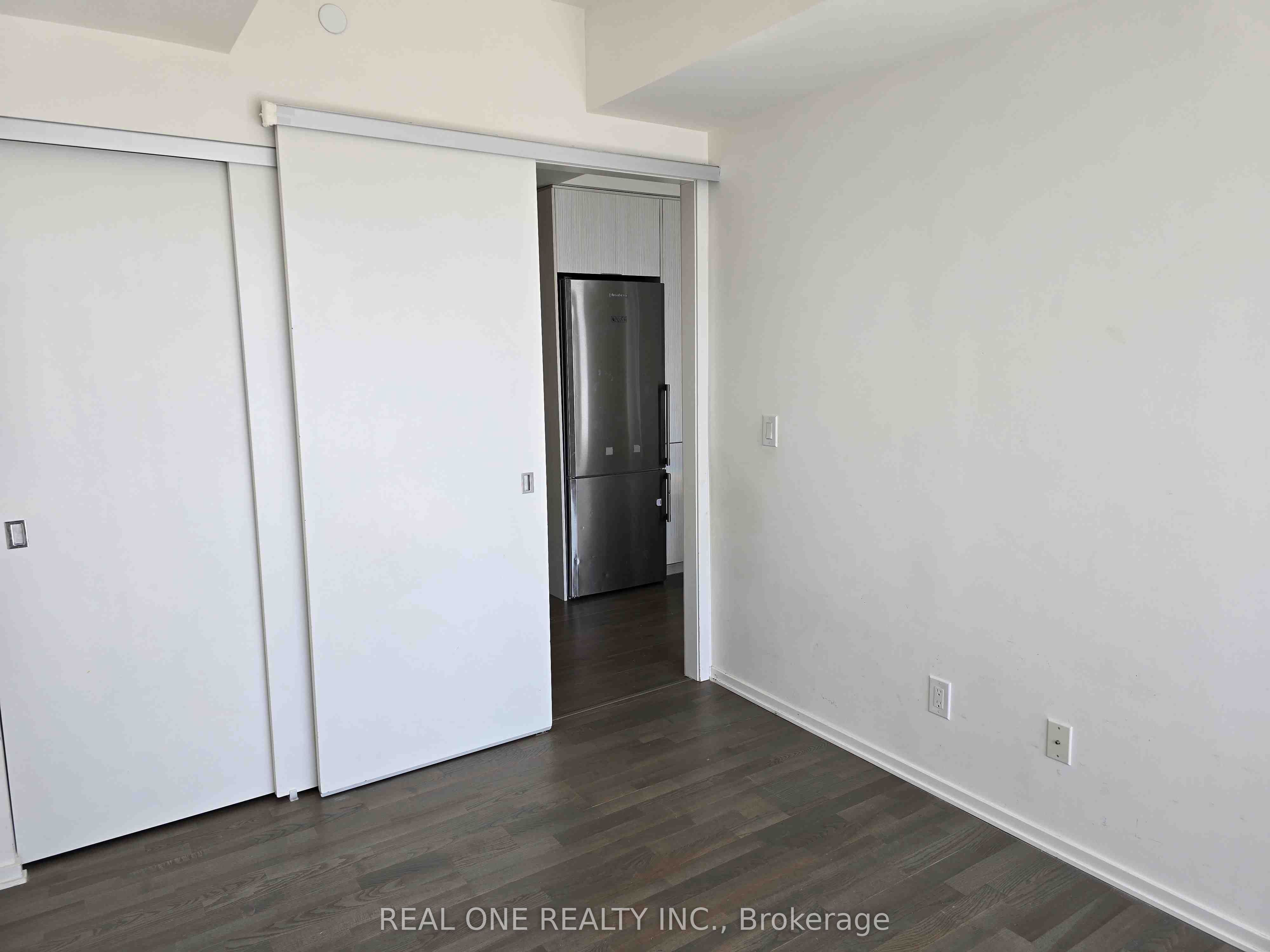 #1204 - 1 Bloor Street Property Photo 12