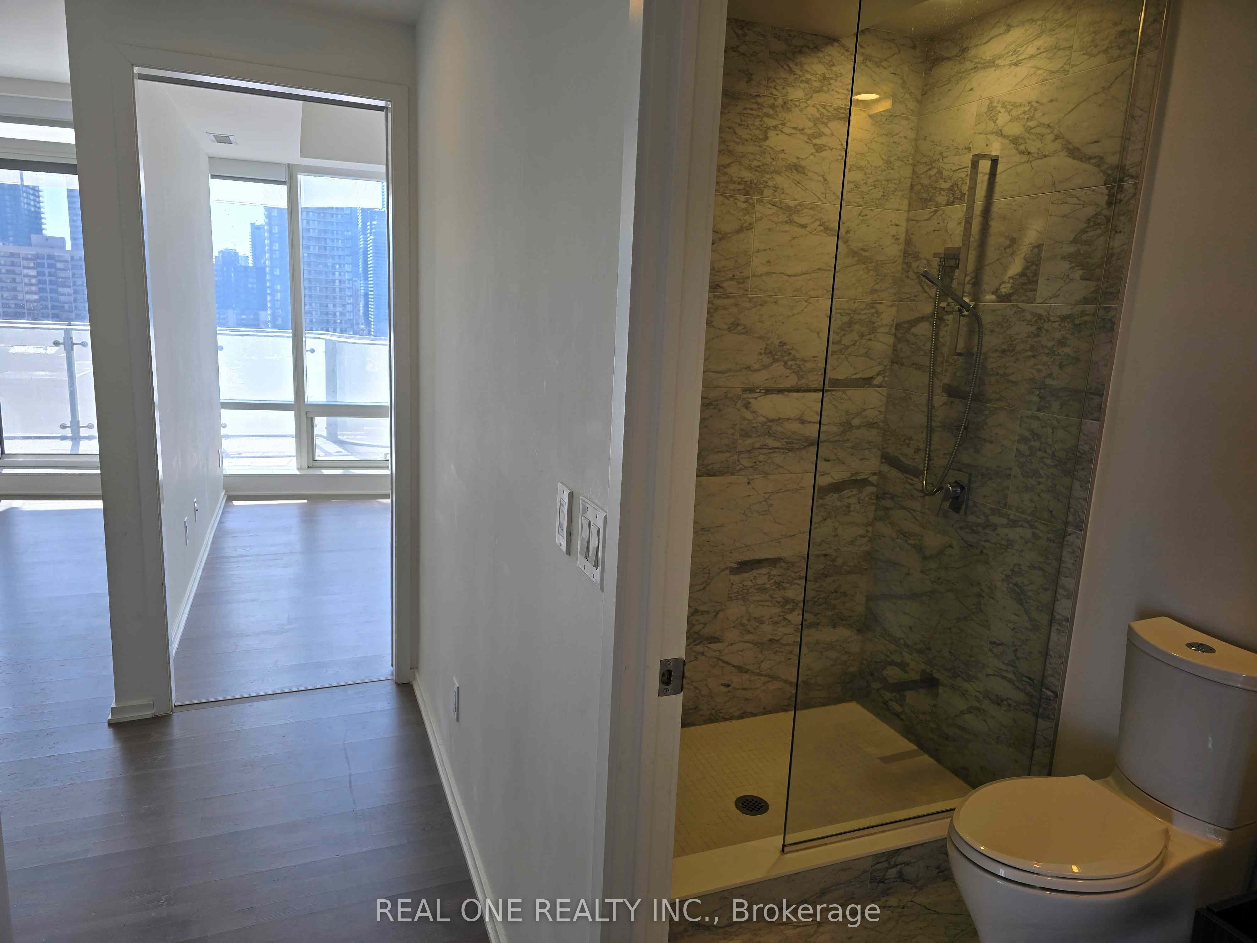 #1204 - 1 Bloor Street Property Photo 14