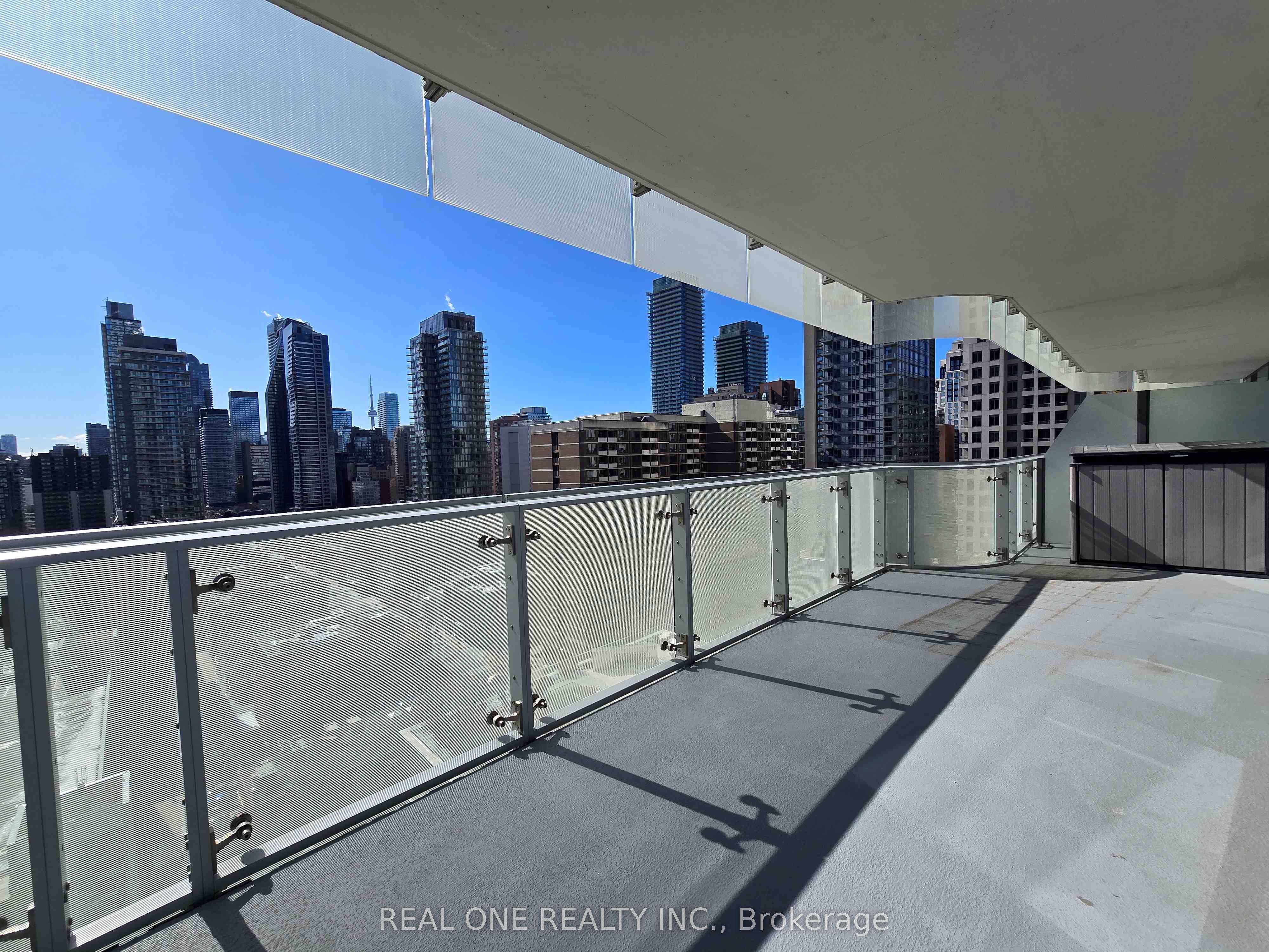 #1204 - 1 Bloor Street Property Photo 17