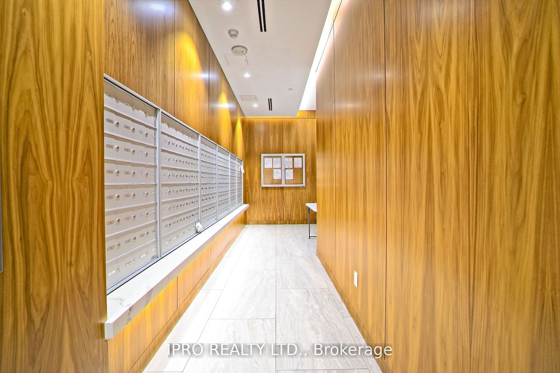 #409 - 99 Foxbar Road Property Photo 10