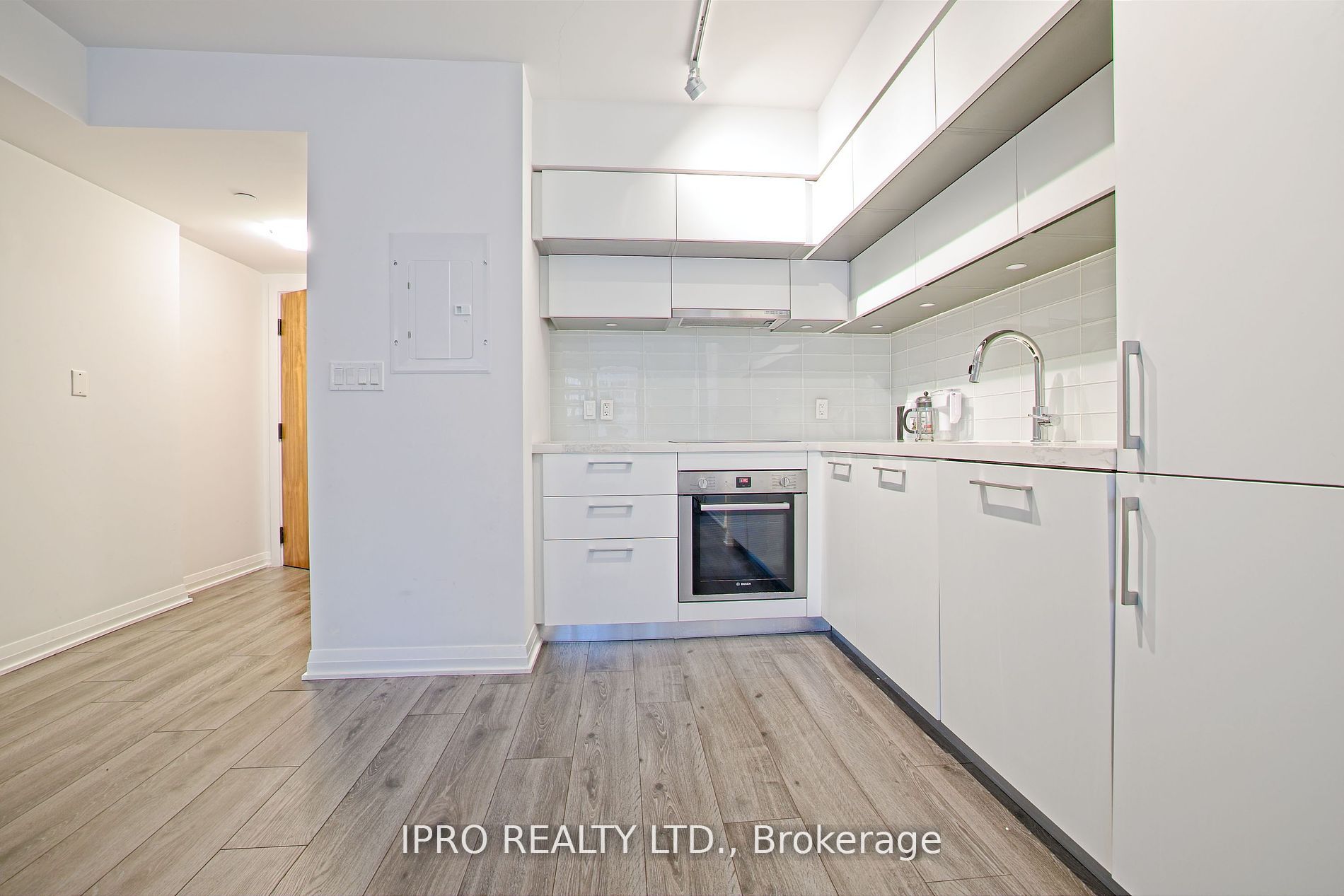 #409 - 99 Foxbar Road Property Photo 26