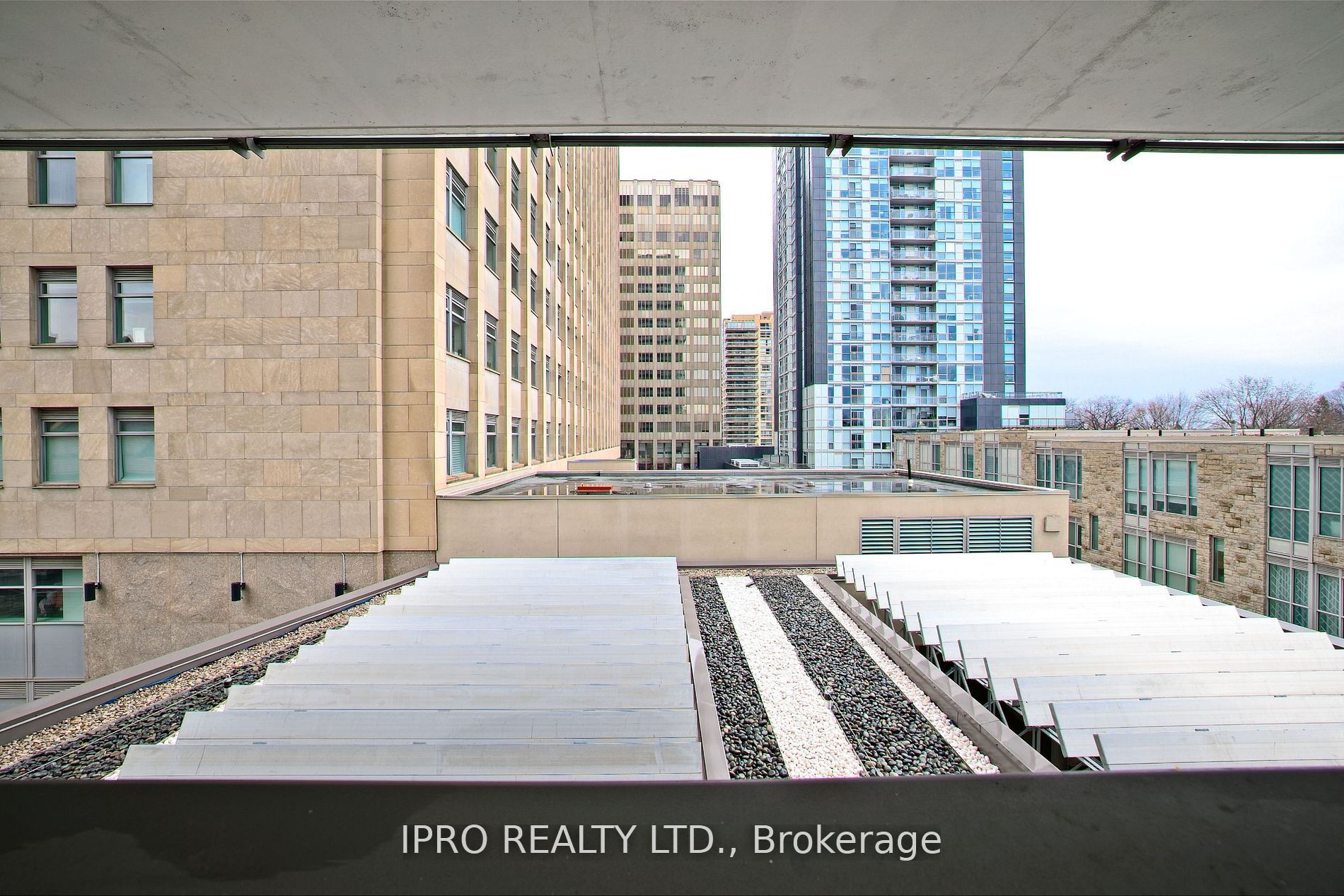 #409 - 99 Foxbar Road Property Photo 39