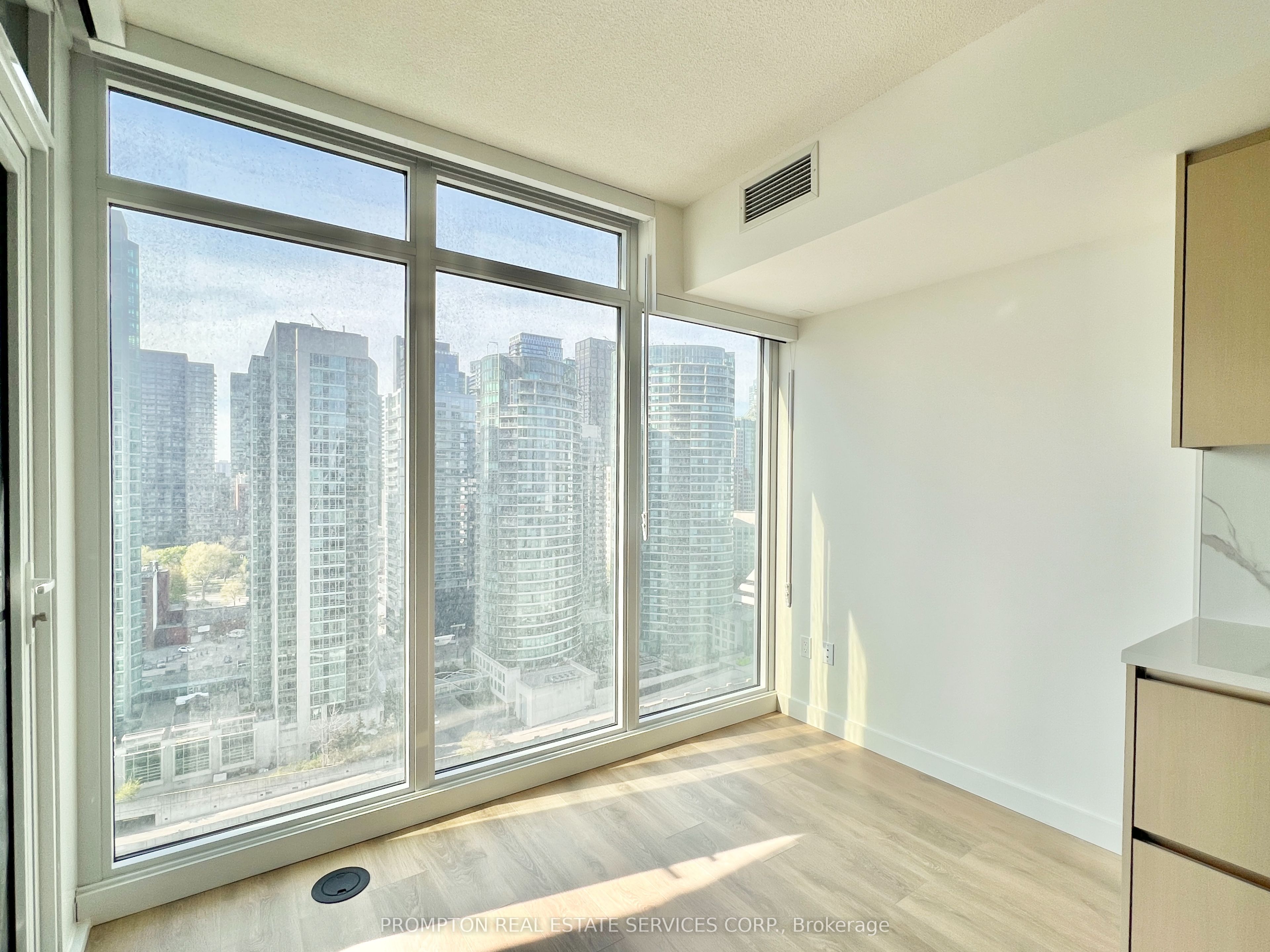 1 Concord Cityplace Way 1912 Property Photo 8