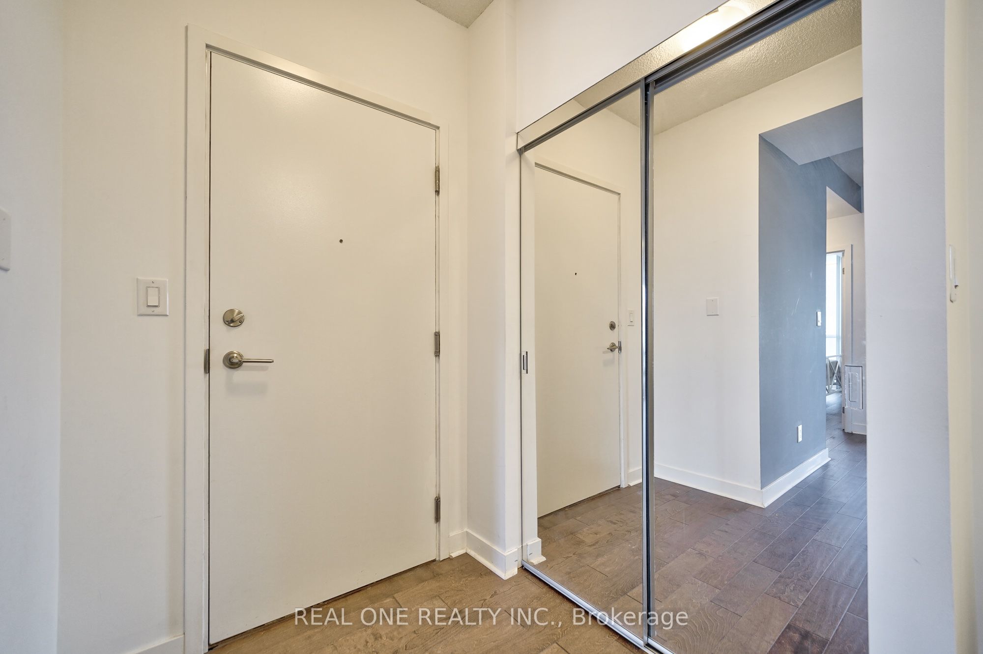 295 Adelaide Street W 3106 Property Photo 8