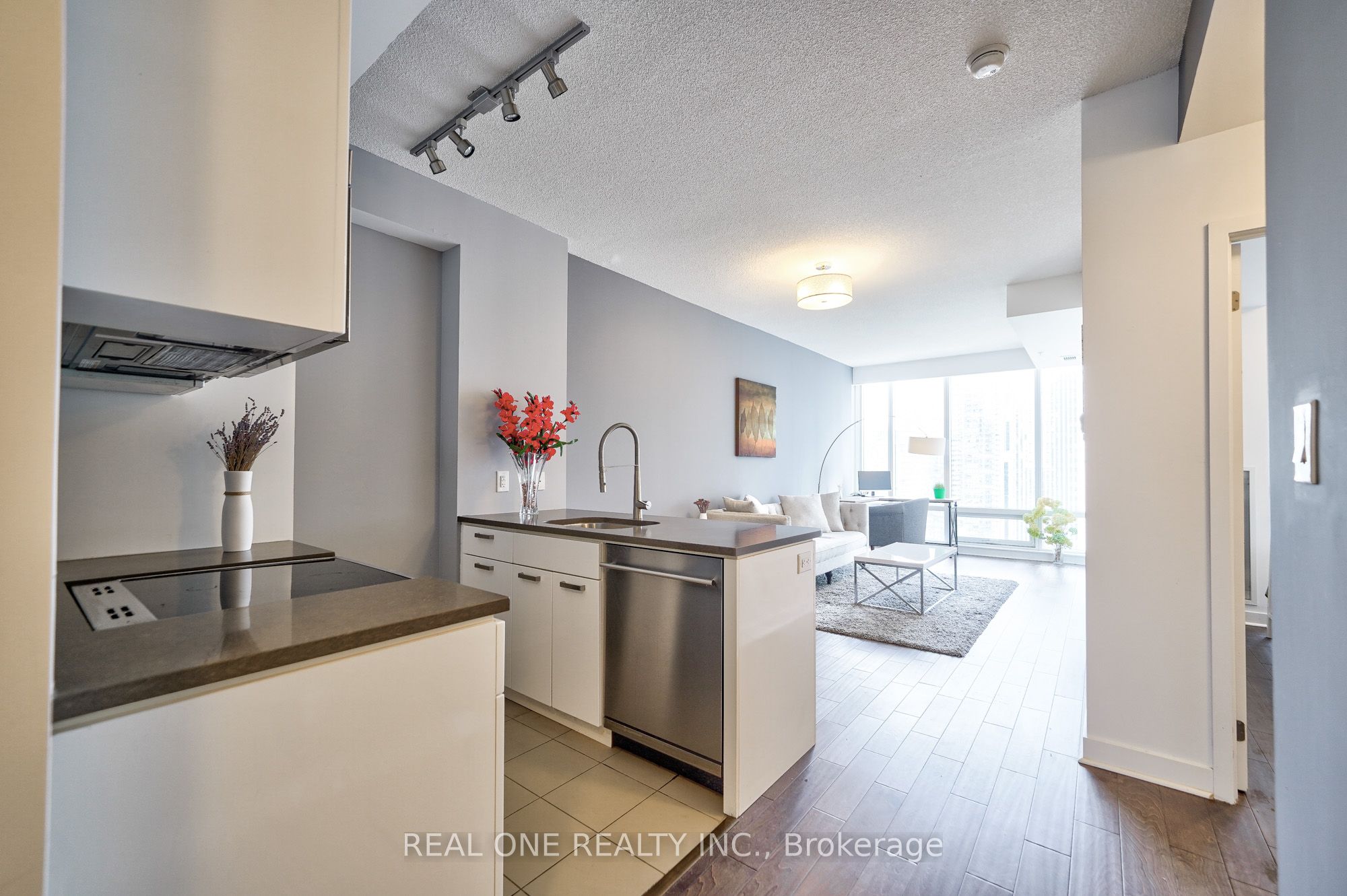 295 Adelaide Street W 3106 Property Photo 11