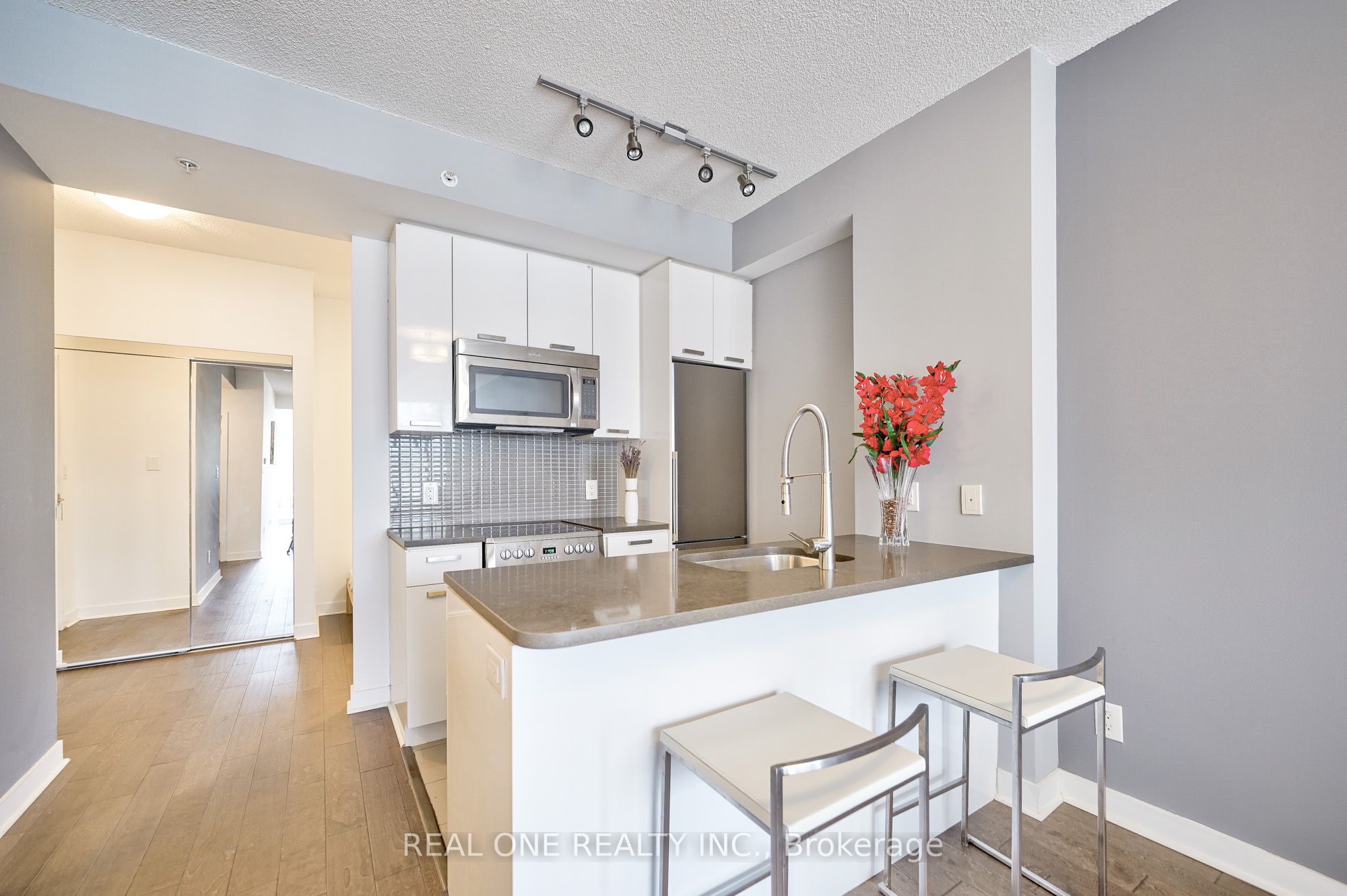 295 Adelaide Street W 3106 Property Photo 13