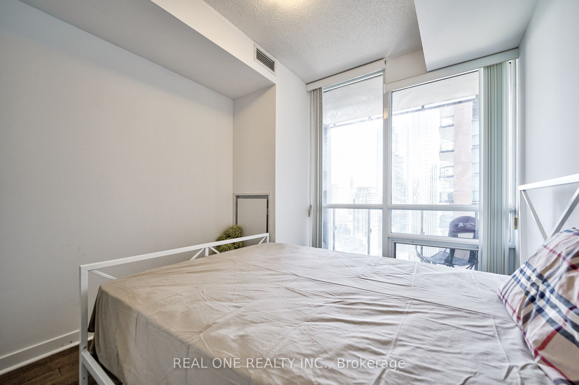 295 Adelaide Street W 3106 Property Photo 29
